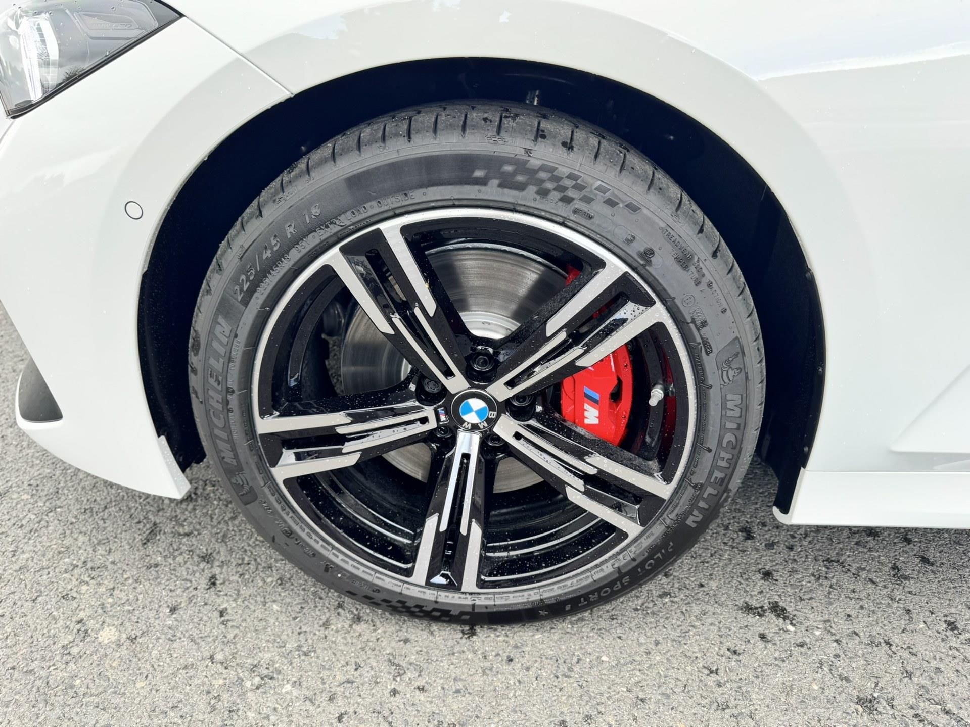 BMW Řada 3, 320d xDrive Touring - fotka 4