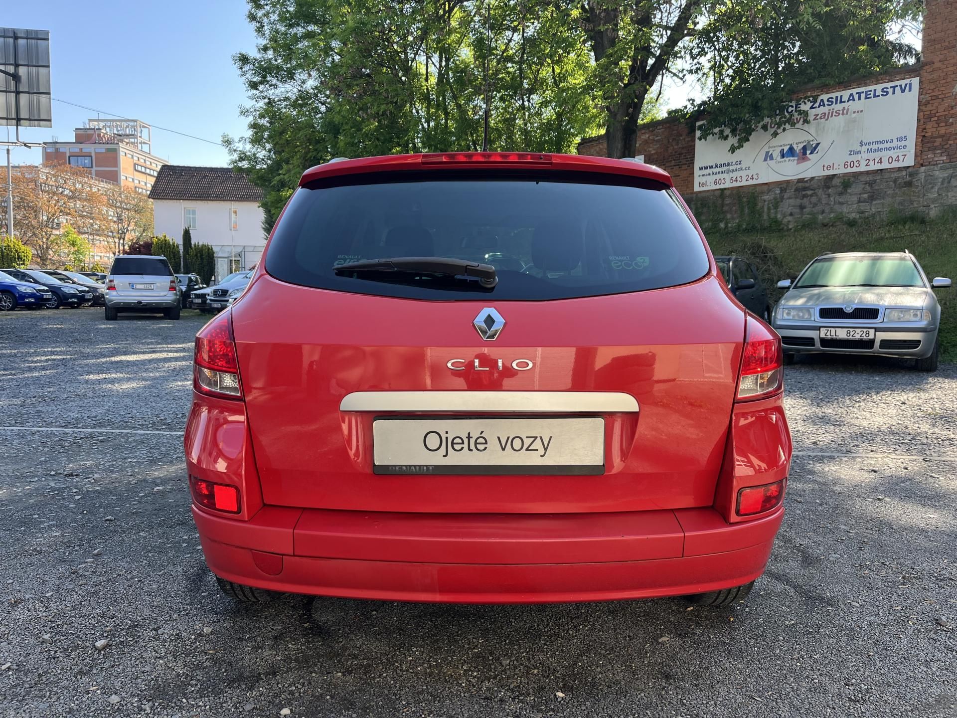 Renault Clio, 1,2 i 55 Kw 1.MAJITEL, ČR! - fotka 6