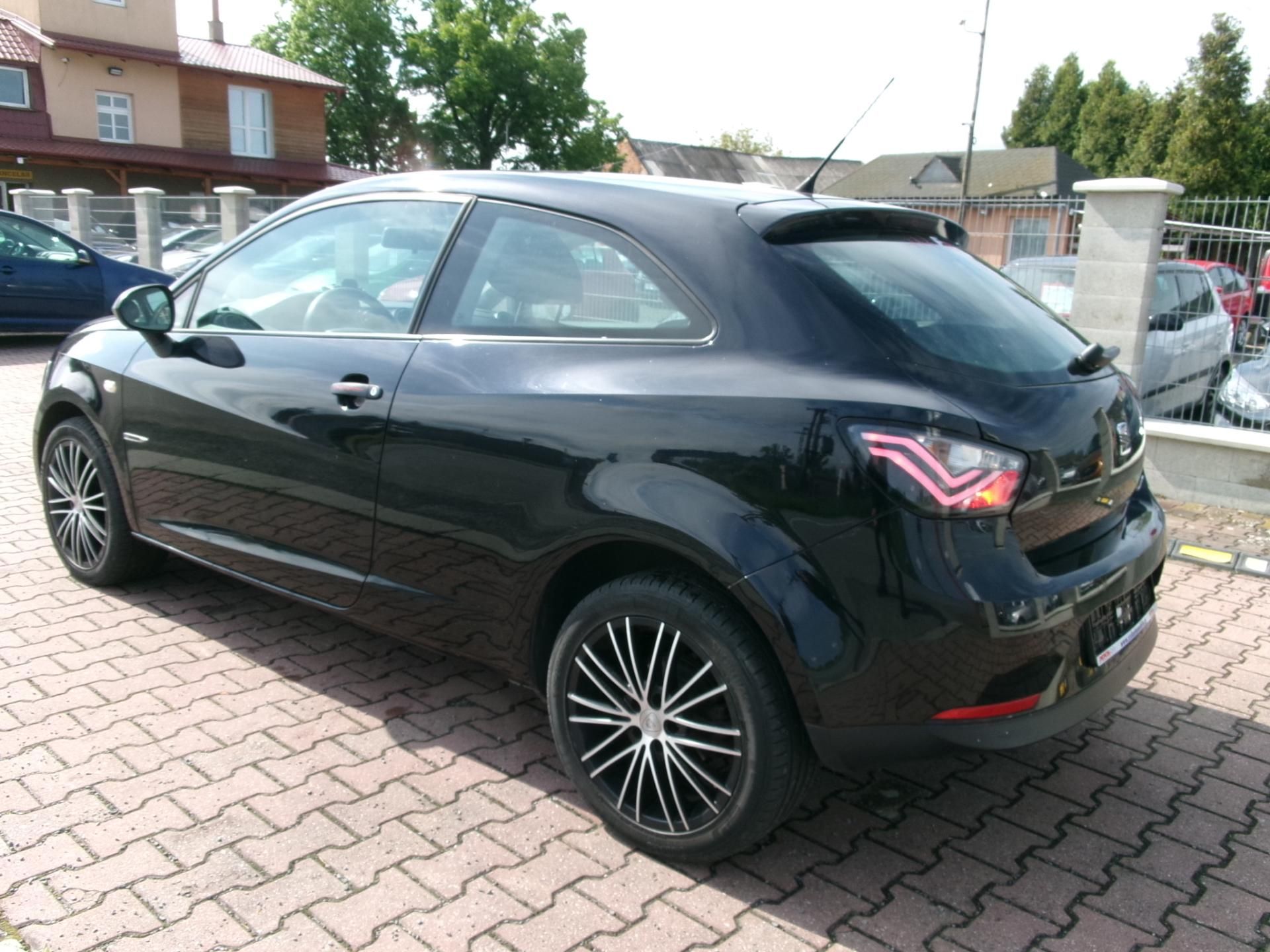 Seat Ibiza, 1,6TDI KLIMA BT USB TEMP - fotka 5