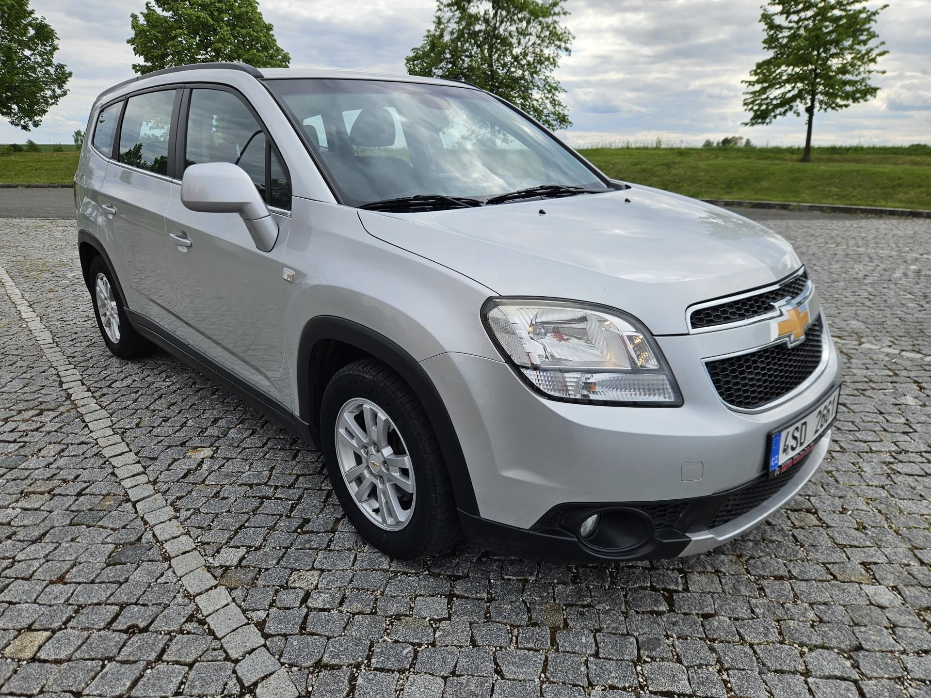 Chevrolet Orlando, 2L 120kw, 7 MÍST, SPLÁTKY - fotka 4