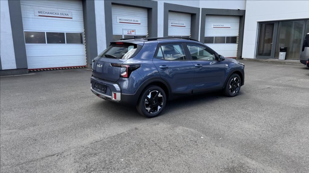 Kia Stonic, 1,0 T-GDI 7DCT SPIN - fotka 5