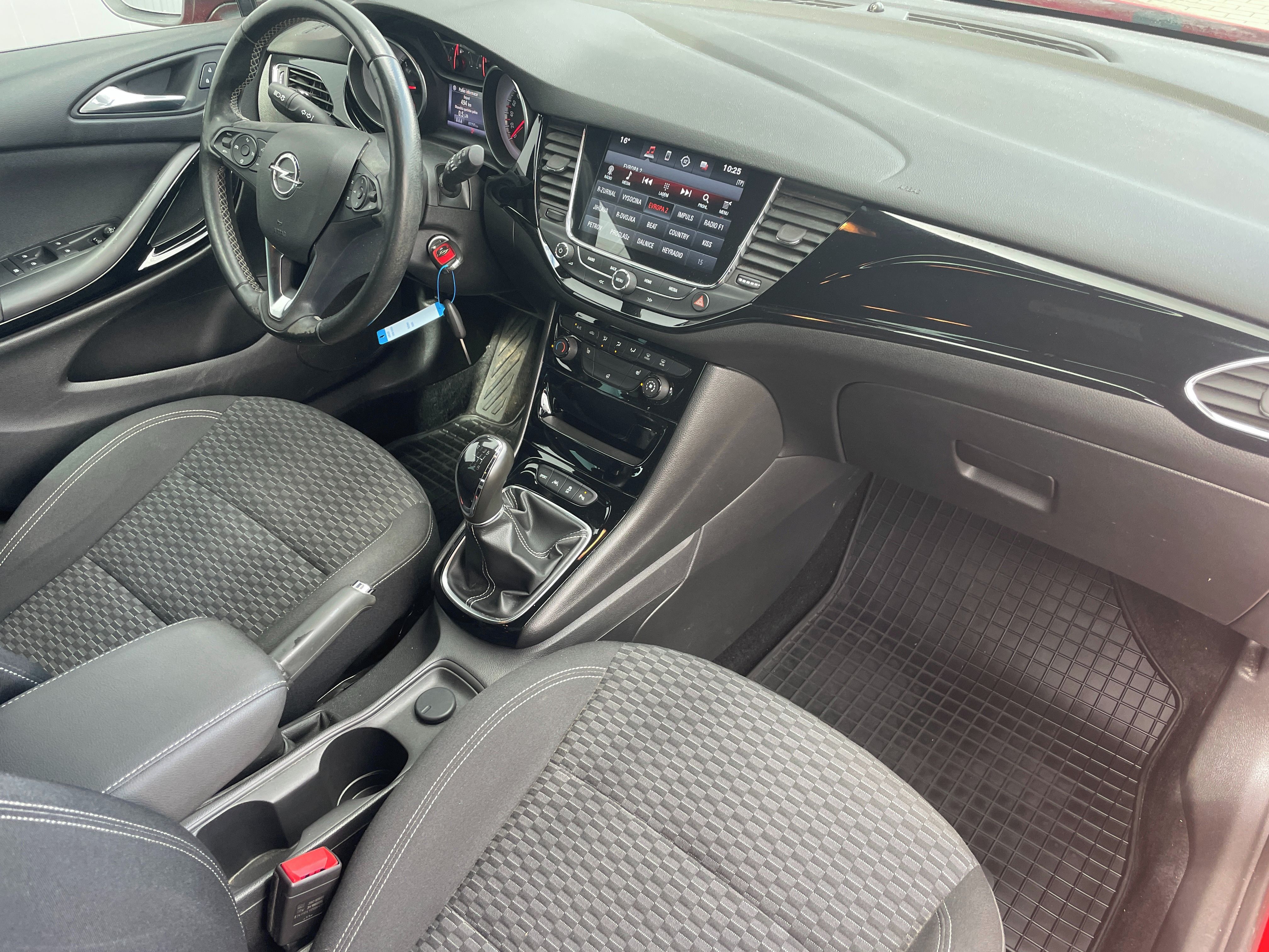 Opel Astra, 1,6 CDTi 81kW DYNAMIC 1.Maj-CZ - fotka 6
