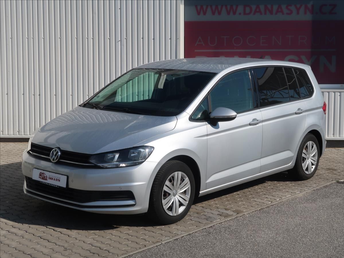 Volkswagen Touran, 1,2 TSI 7 míst 1.majitel