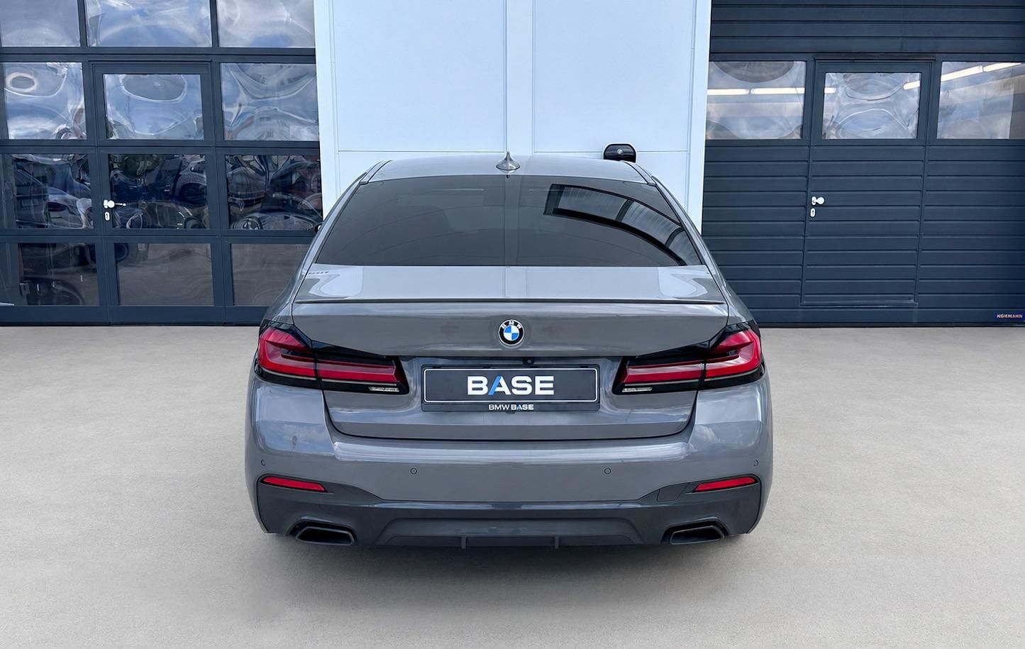 BMW Řada 5, 545e xDrive M-Sport - fotka 5