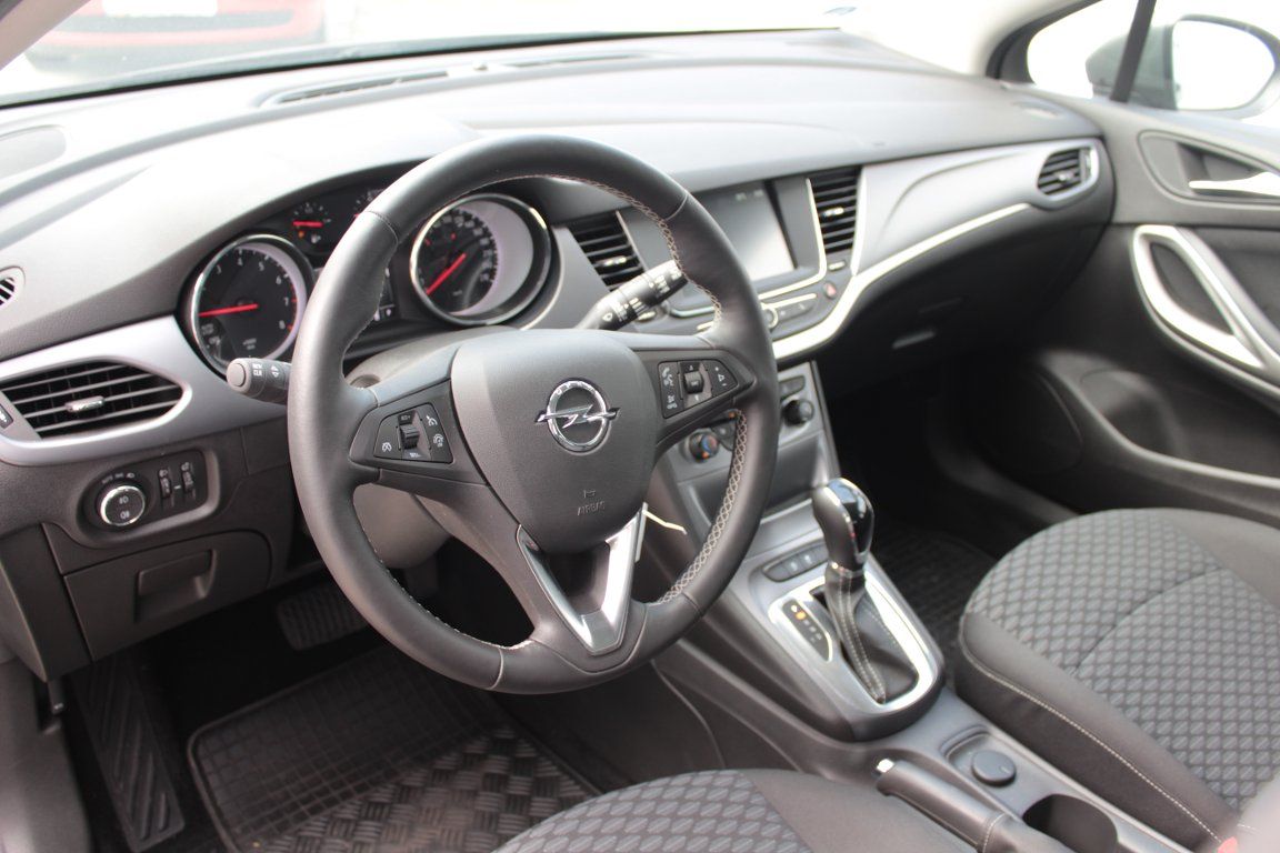 Opel Astra, Enjoy 1,4 Turbo 110kW AT6 - fotka 6