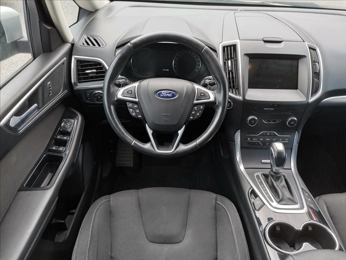 Ford S-MAX, 2,0 TDCI, pobočka Kolín - fotka 6