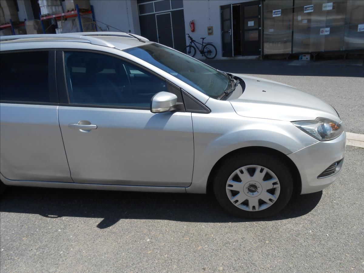 Ford Focus, 1,8 i 92Kw LPG - fotka 4