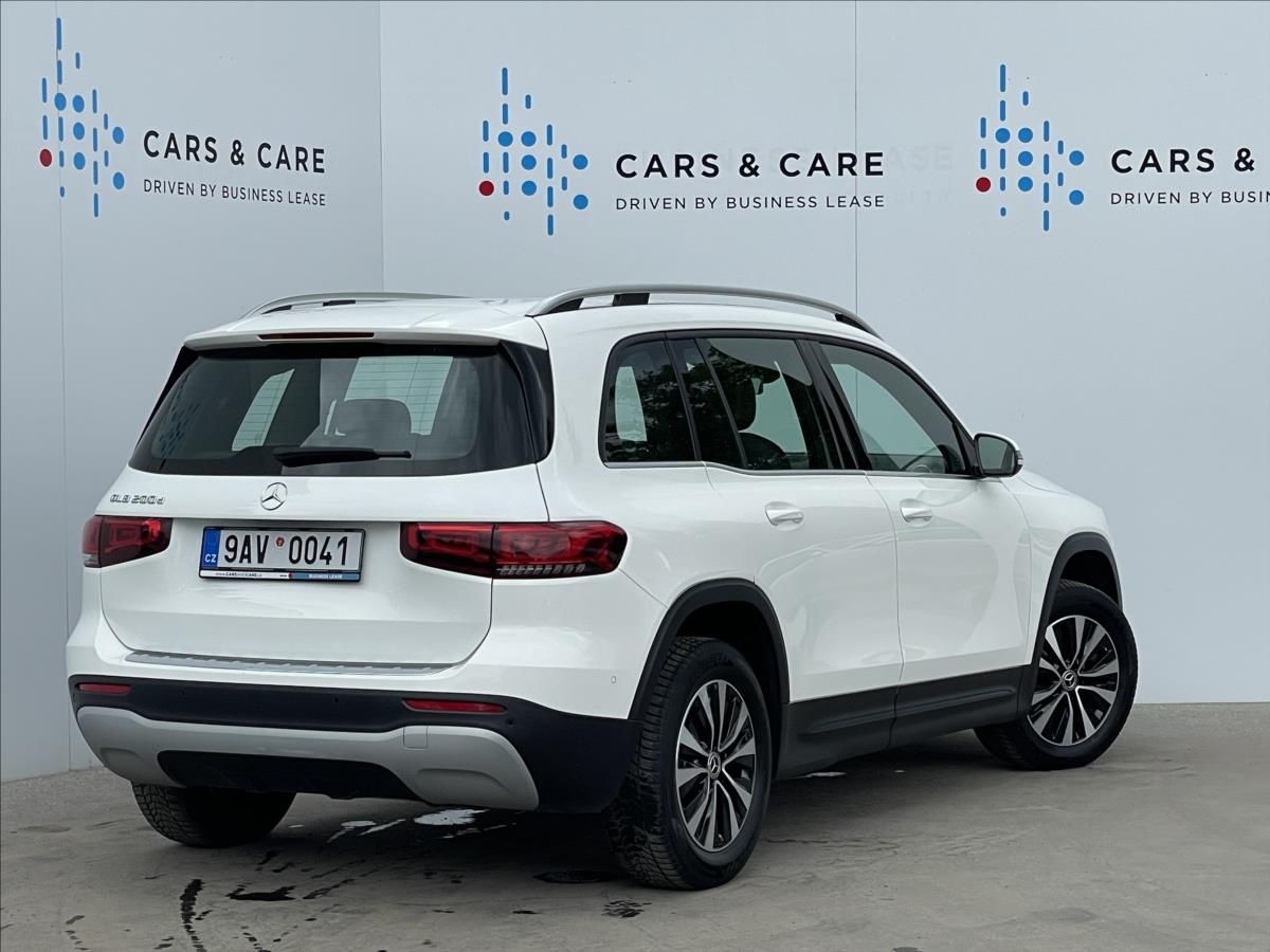 Mercedes-Benz GLB, 2,0 200d AT8 7Míst - fotka 3