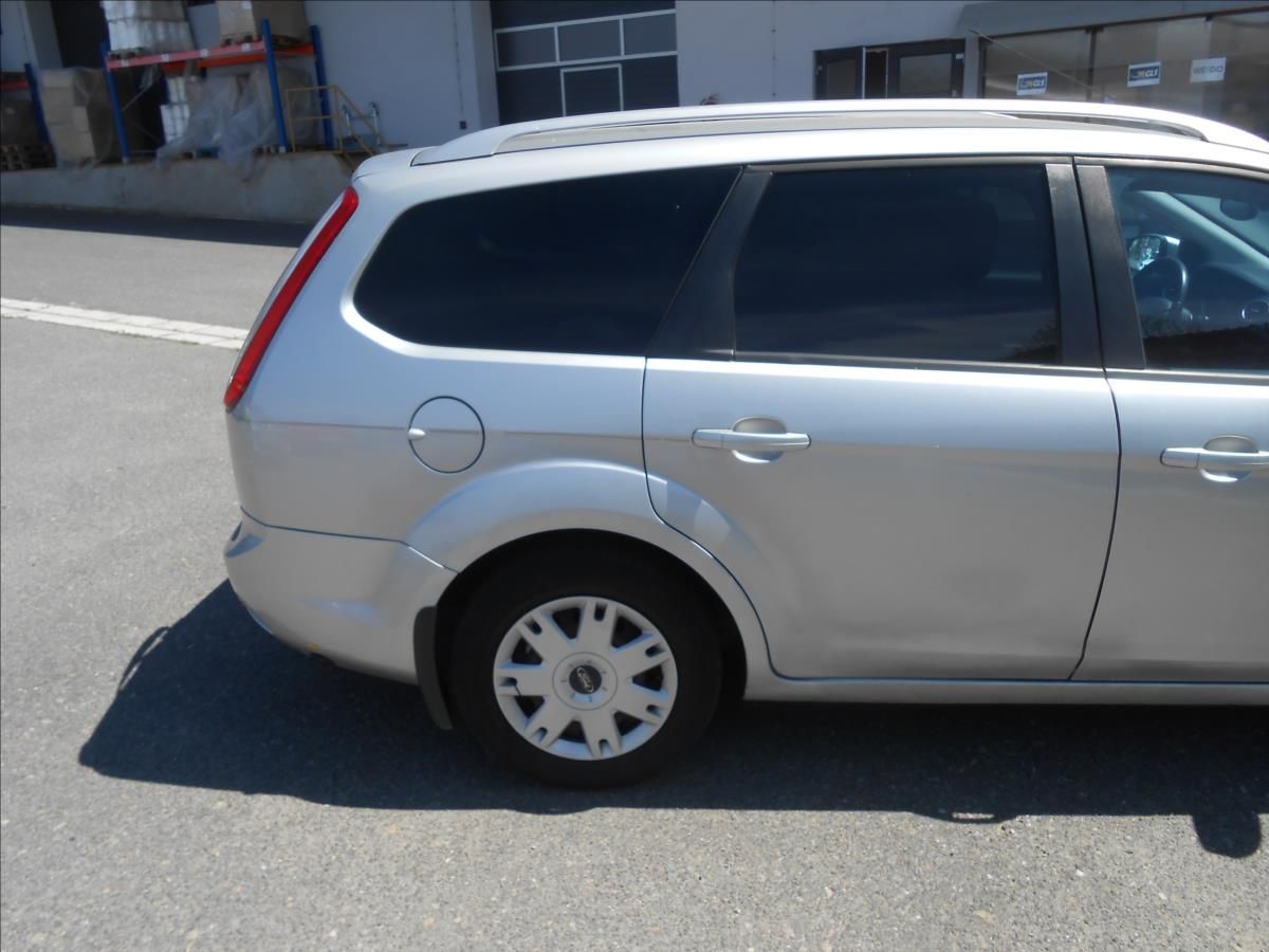 Ford Focus, 1,8 i 92Kw LPG - fotka 5