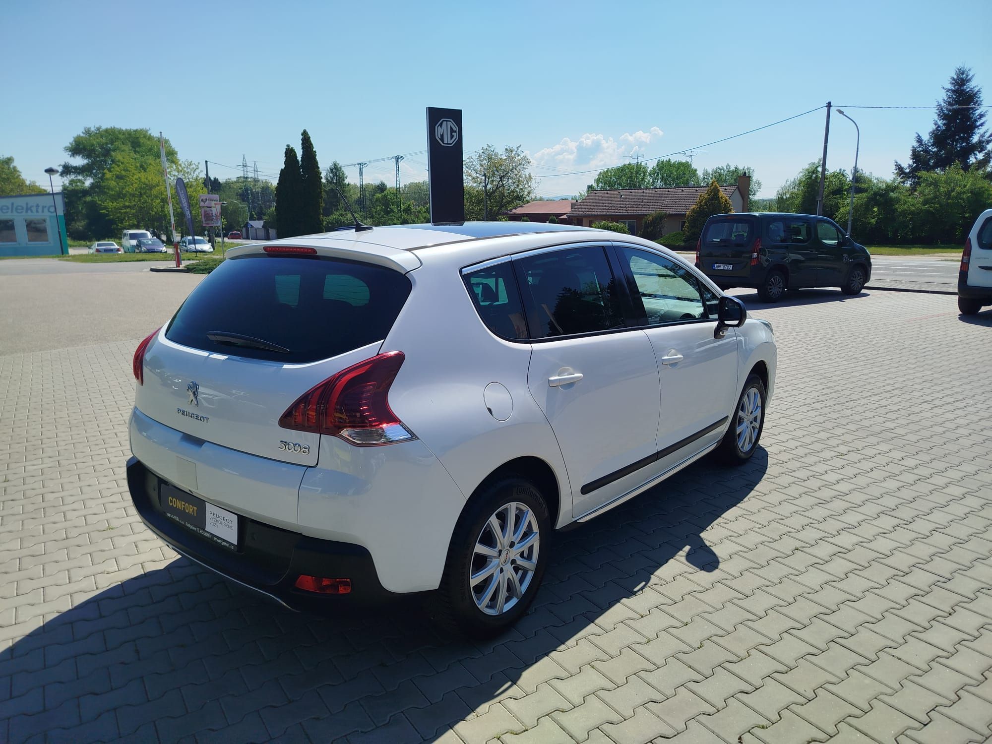 Peugeot 3008, ALLURE 2.0HDi 150 M6*DPH*TAŽNÉ - fotka 5