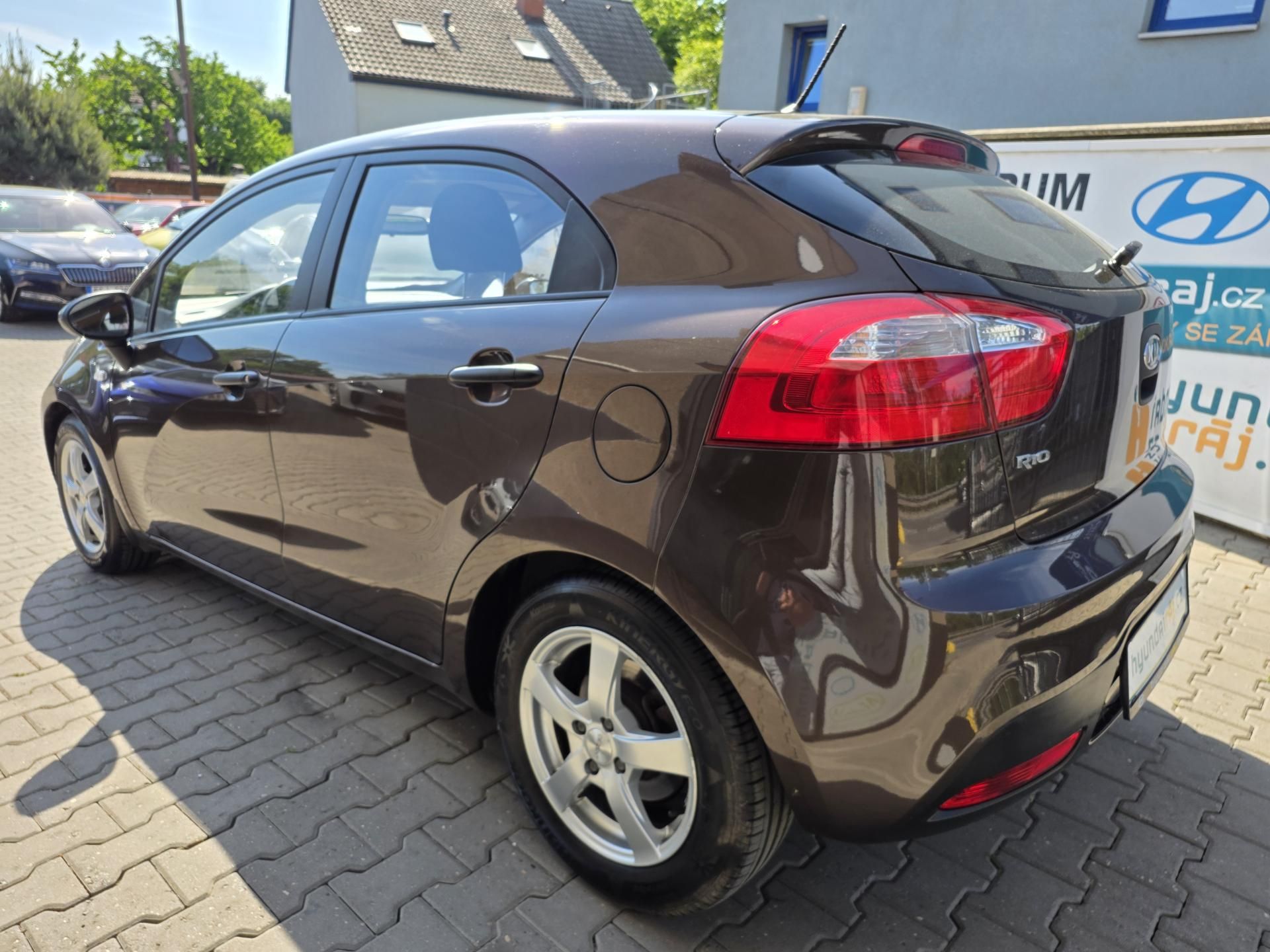 Kia Rio, 1.4-1MAJITEL-SERVISOVÁNO-KLIMA - fotka 5