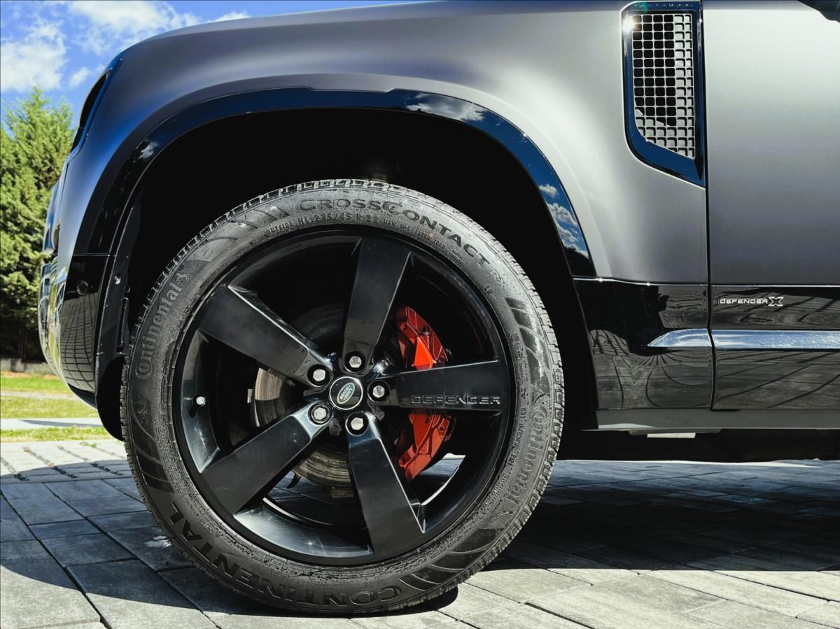 Land Rover Defender, 130 D350 X AWD / 7 MÍST* - fotka 3