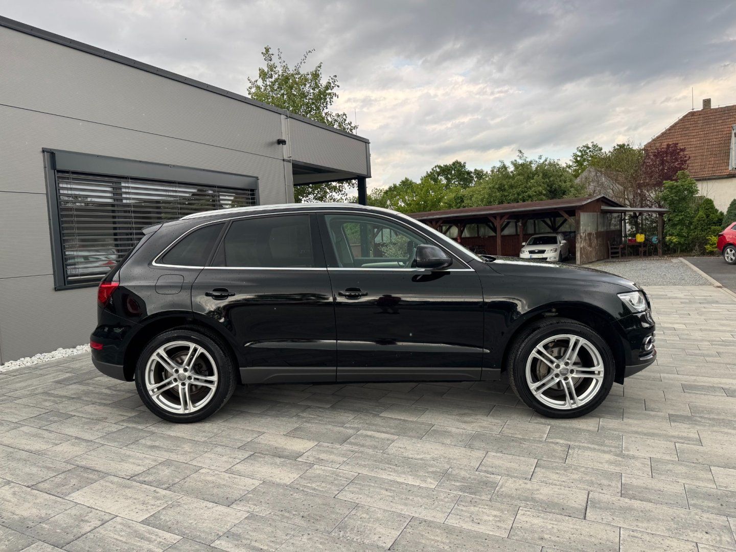 Audi Q5, 2,0 TFSI 165 KW Quattro Aut. - fotka 4