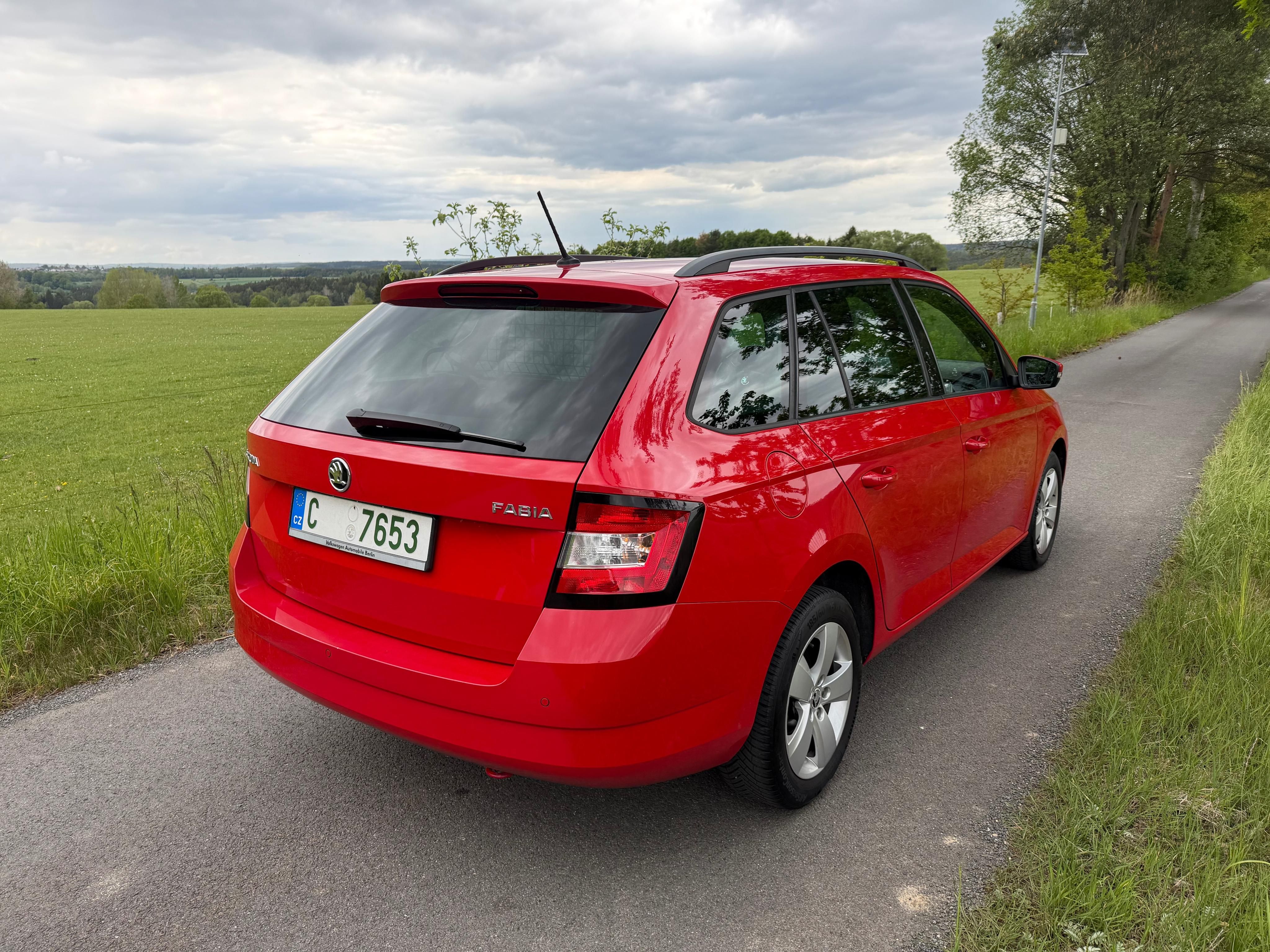 Škoda Fabia, 1,2TSi 81kW DSG STYLE - fotka 3