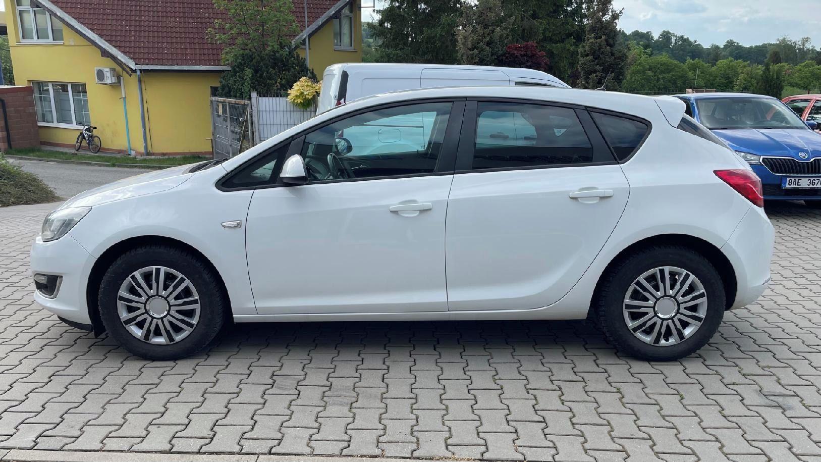 Opel Astra, 1.4i 16V - fotka 6
