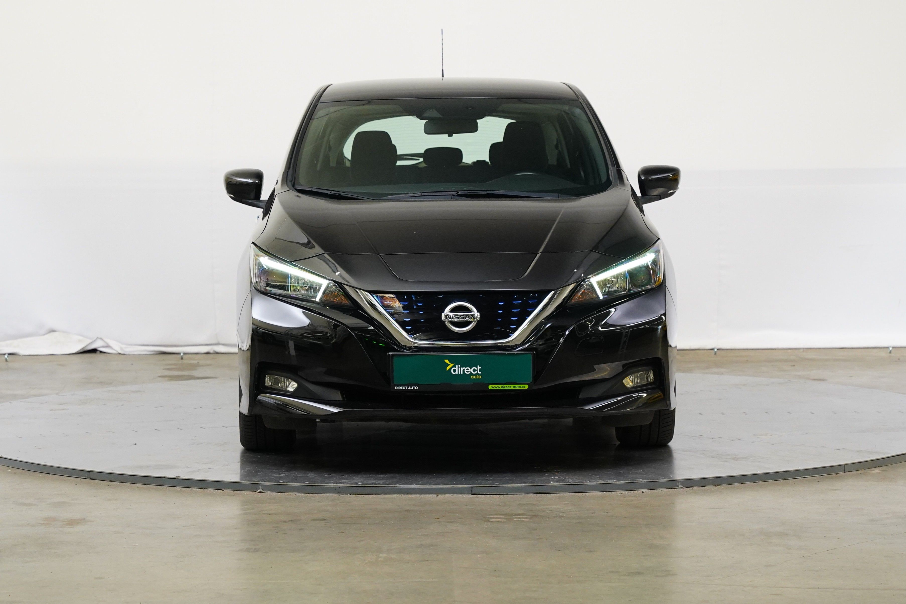Nissan LEAF, 110 kW Acenta 40 kW - fotka 4