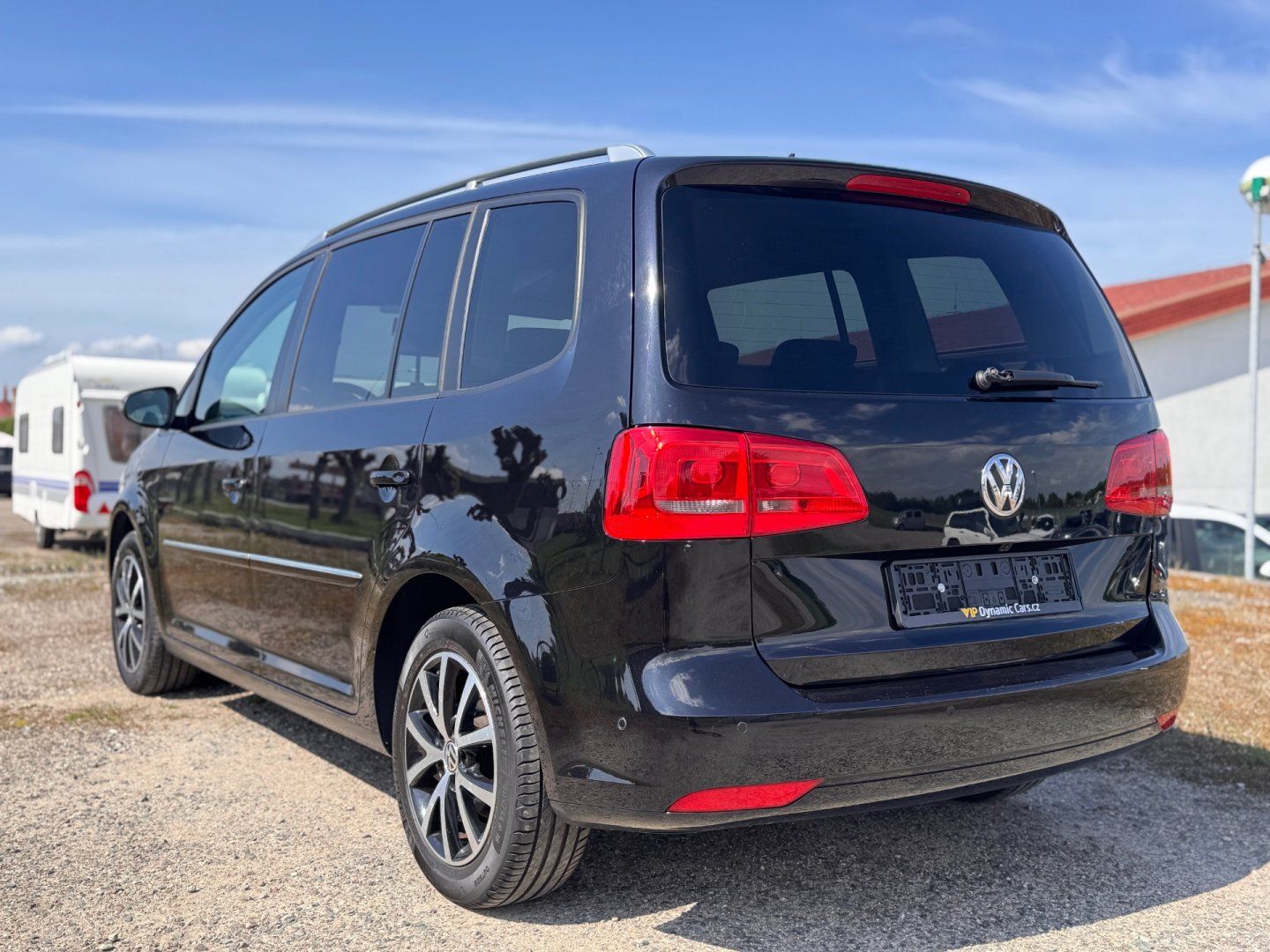 Volkswagen Touran, 1.4 TSI Highline XENON 7 míst - fotka 5
