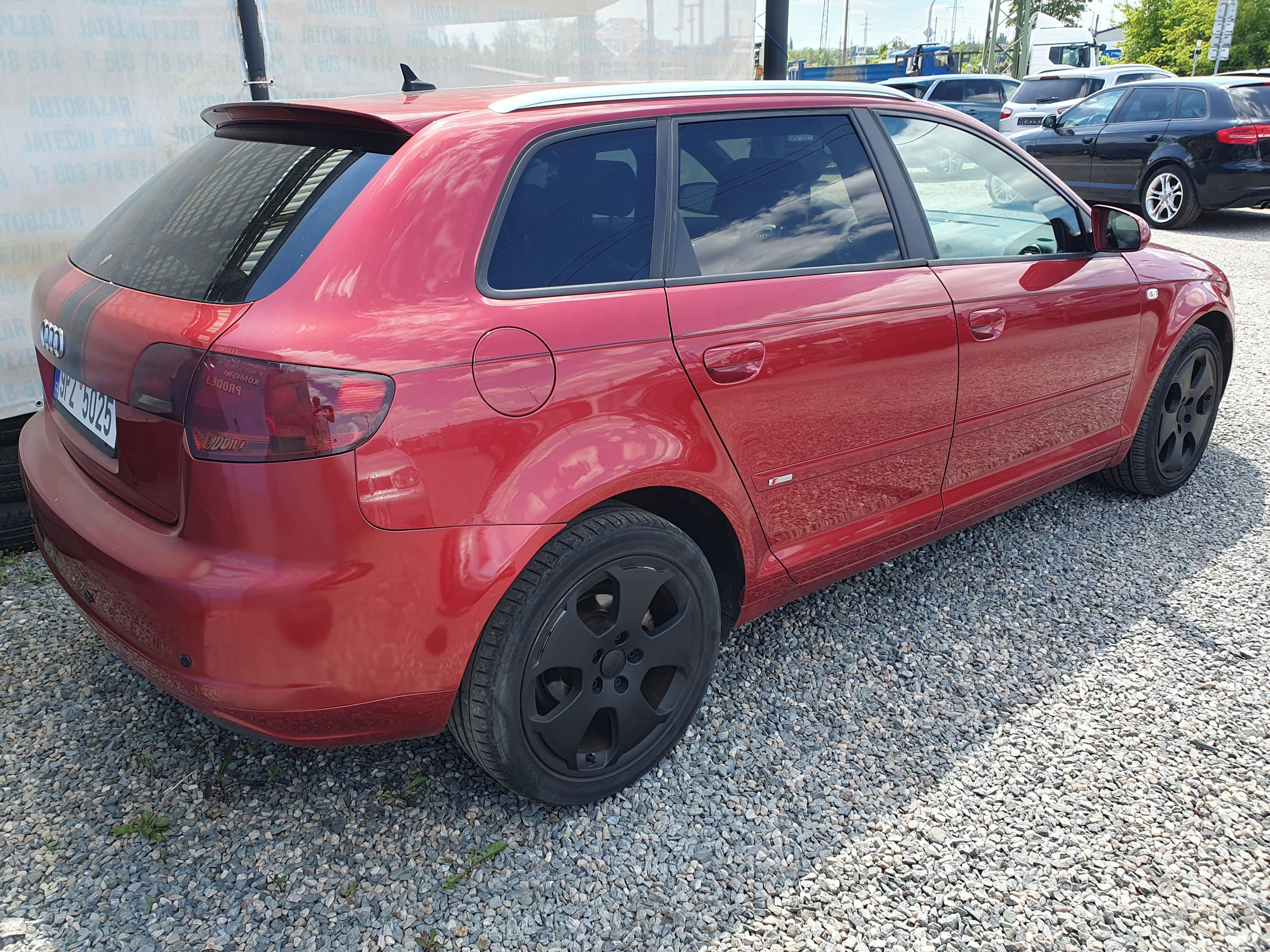 Audi A3, 2.0 TDI 125 KW S LINE - fotka 3