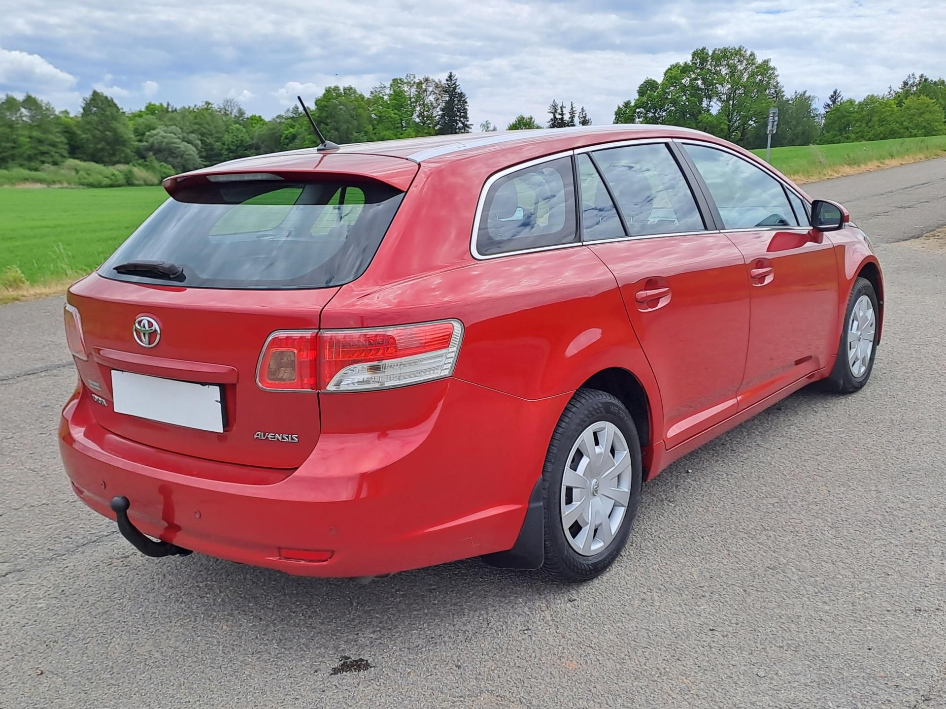 Toyota Avensis, 1.8 VVT-i NAVI PĚKNÝ STAV - fotka 5