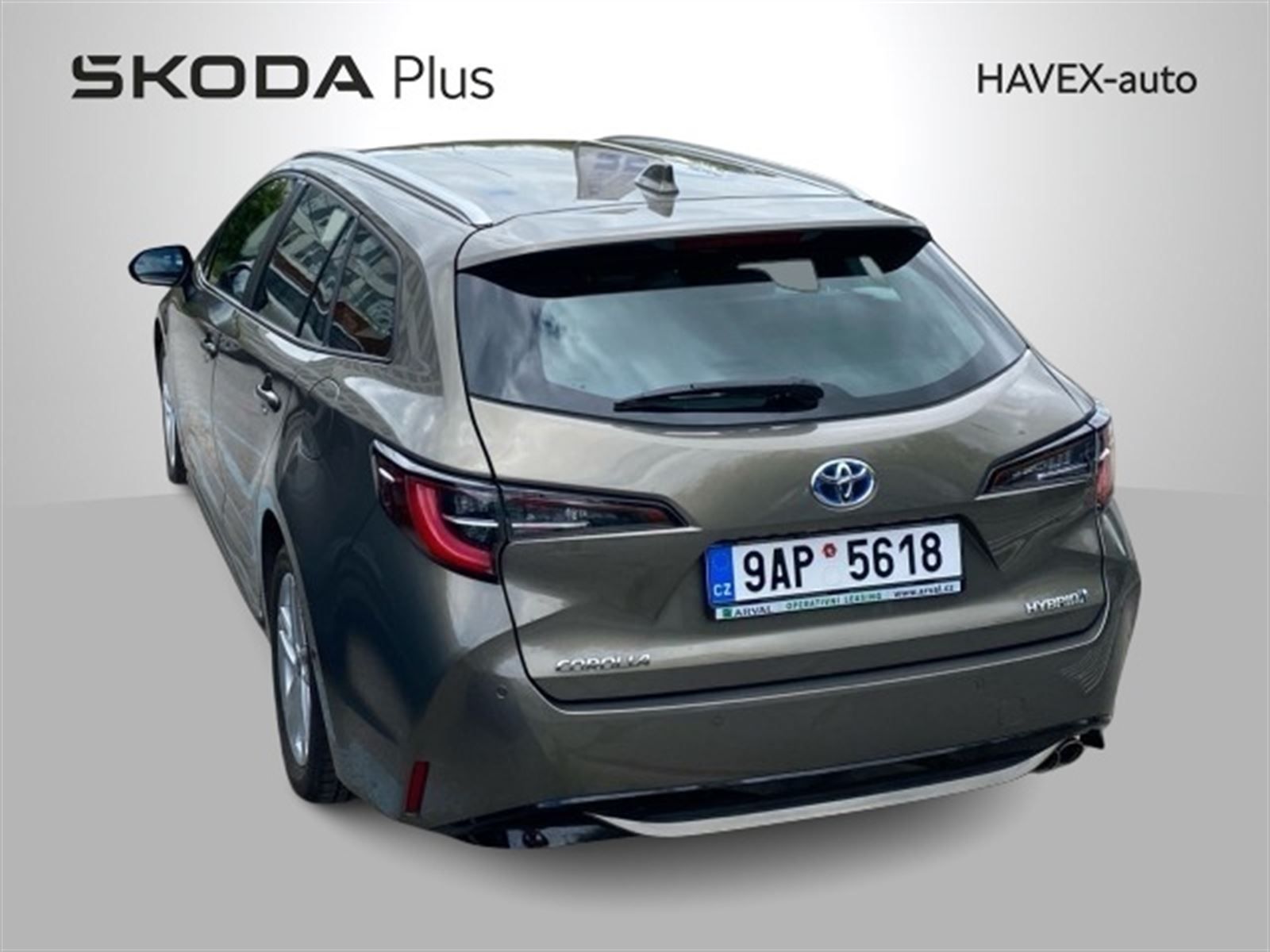 Toyota Corolla, TS 2.0 Hybrid e-CVT AT Comfort - fotka 2