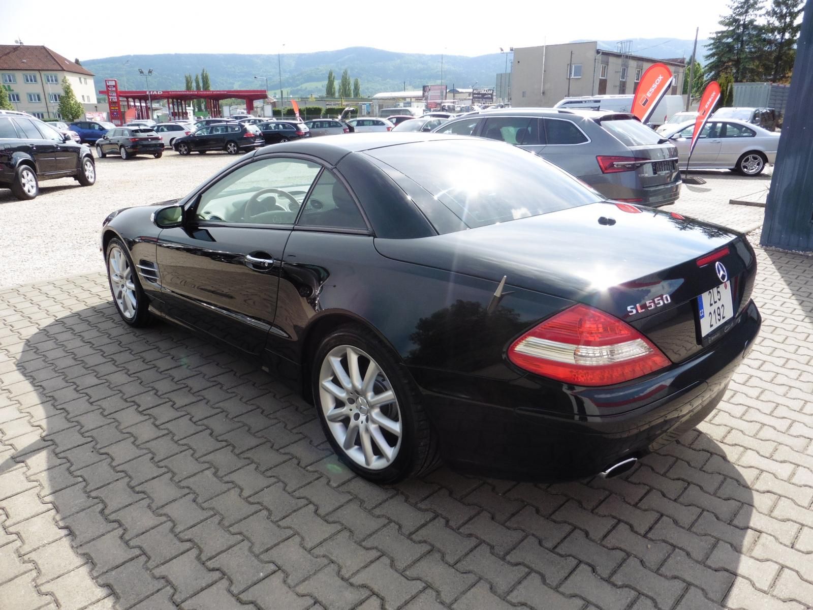 Mercedes-Benz GLK, 550 V8 Cabrio - fotka 4