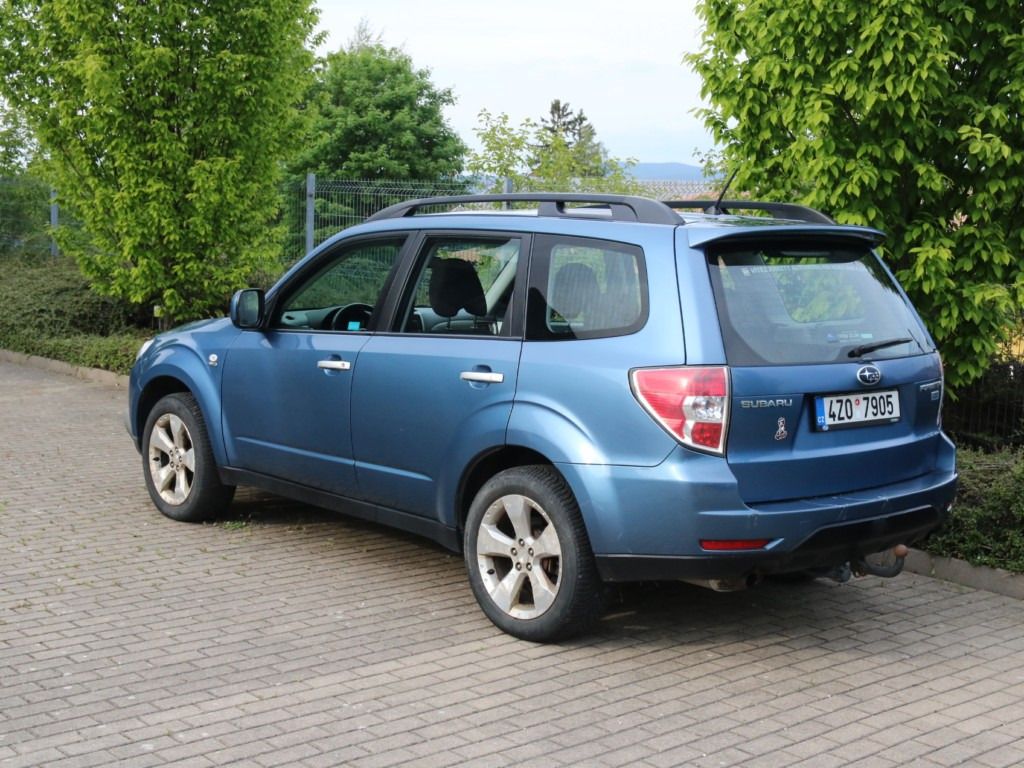 Subaru Forester, 2.0 D 4x4 108kW - fotka 2