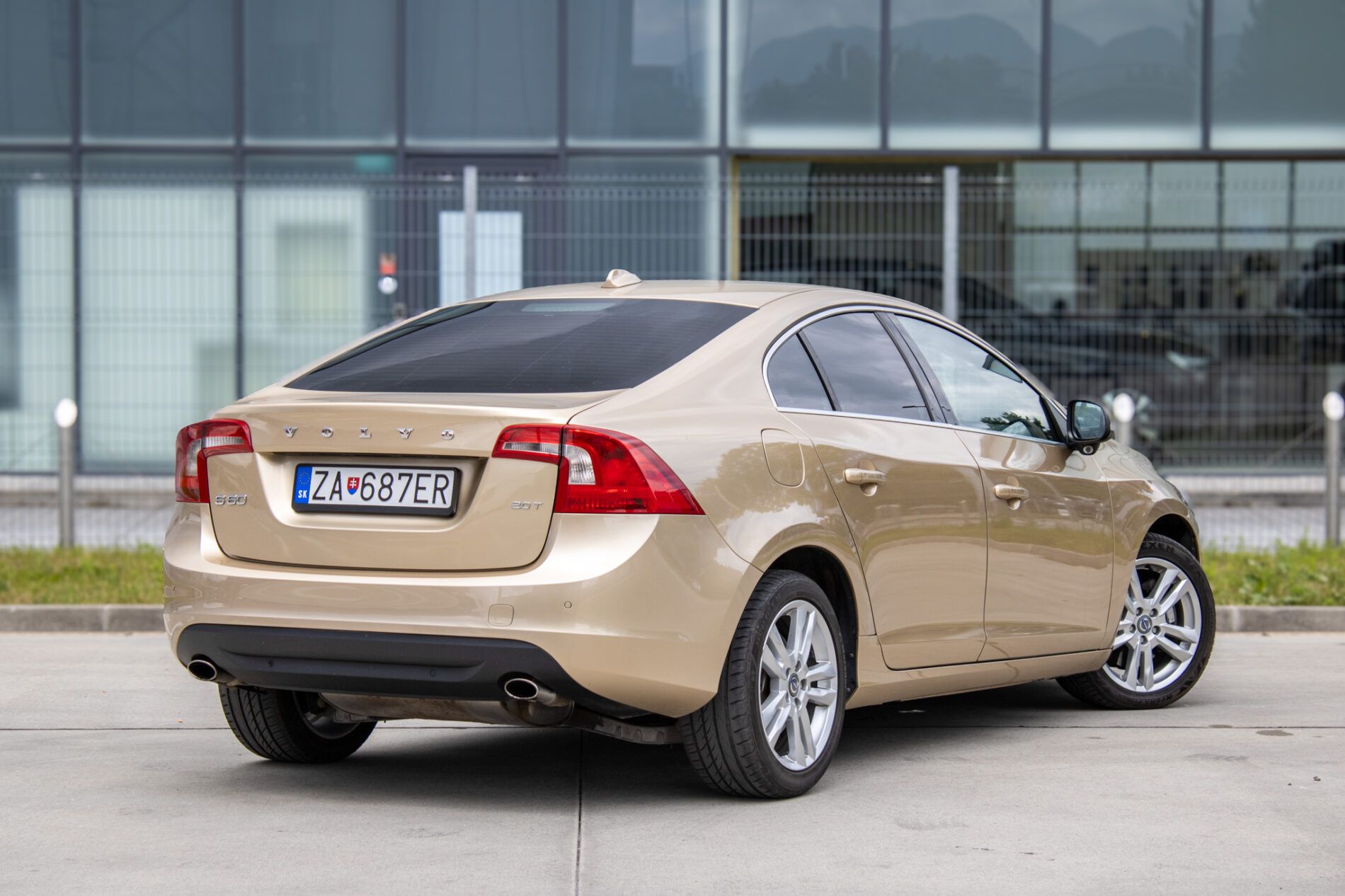 Volvo S60 - fotka 5