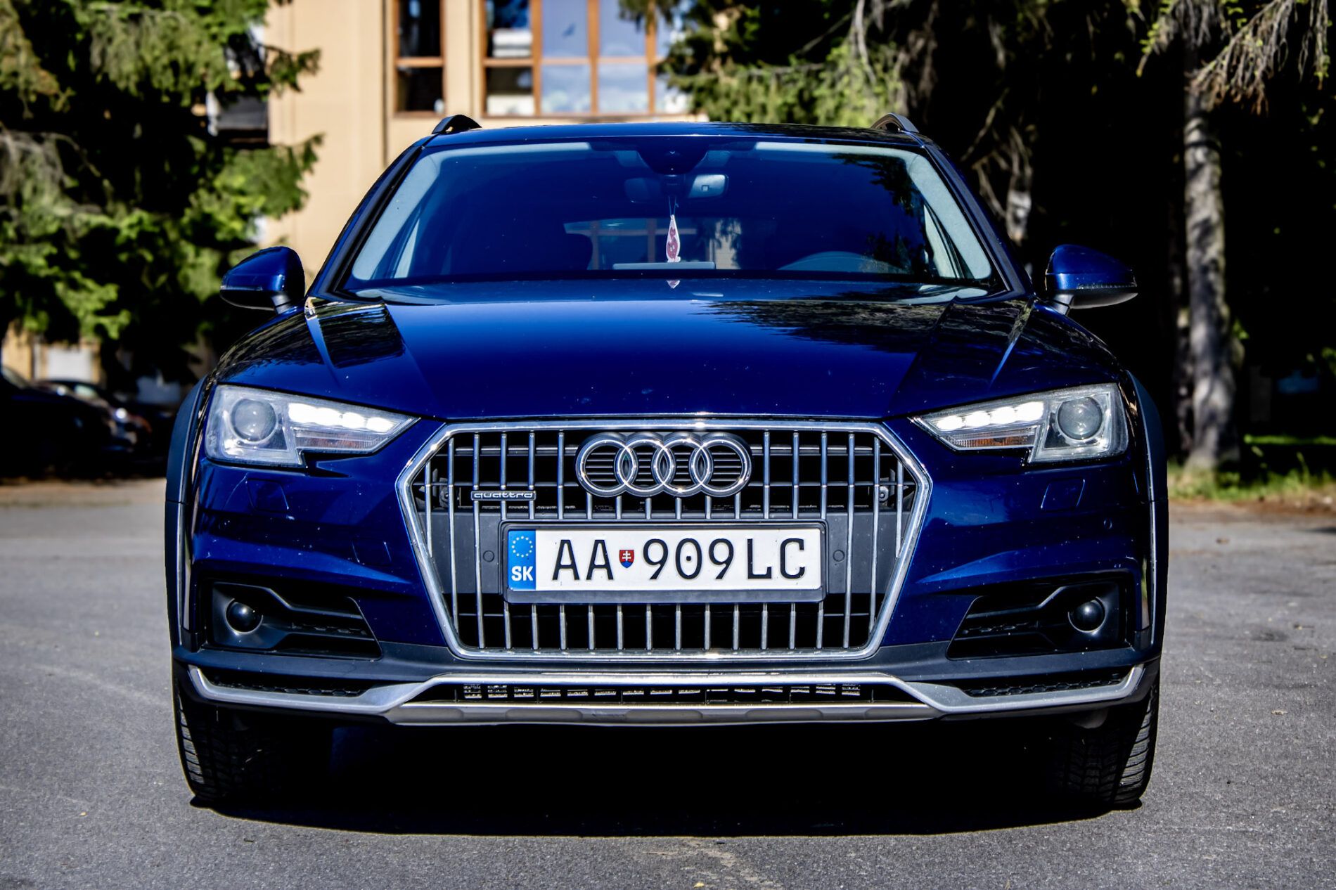 Audi A4 allroad - fotka 2