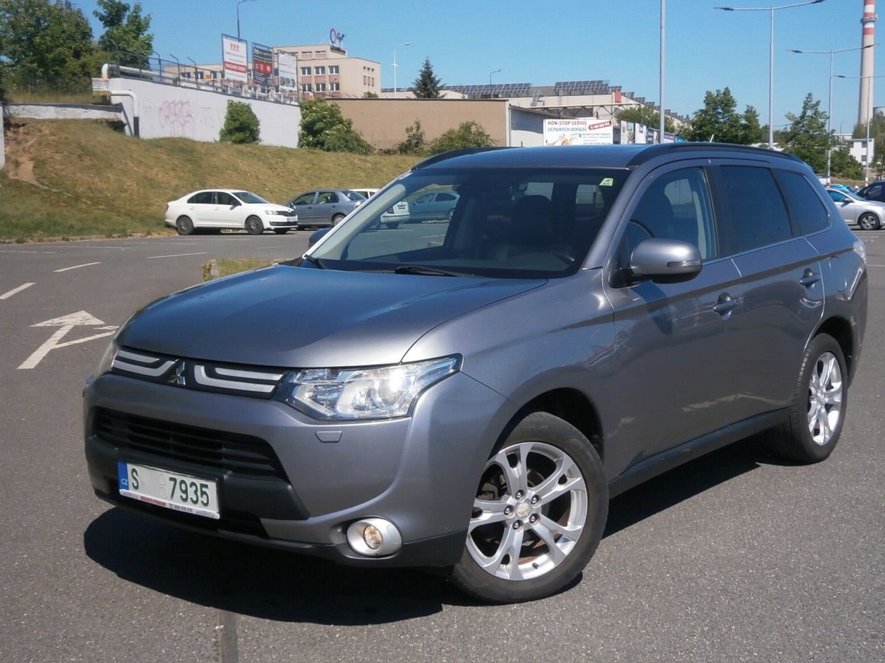 Mitsubishi Outlander, 2,2DI-D AT 7-MIST NOVA STK!!!