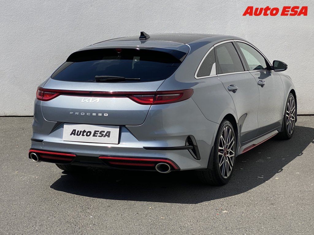 Kia ProCeed, 1.6 TGDi - fotka 4