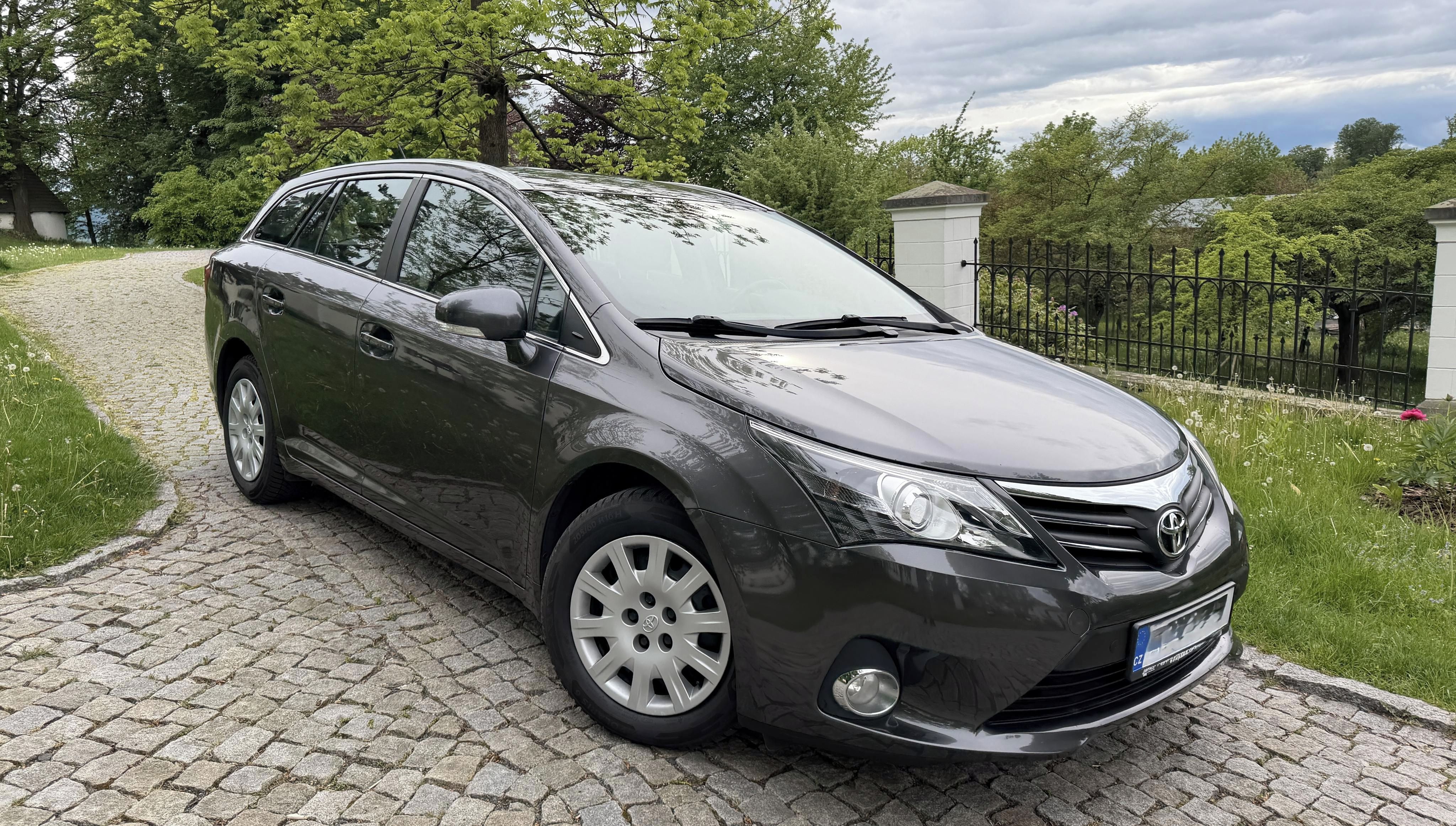 Toyota Avensis, Avensis kombi T27 2.0D D-4D