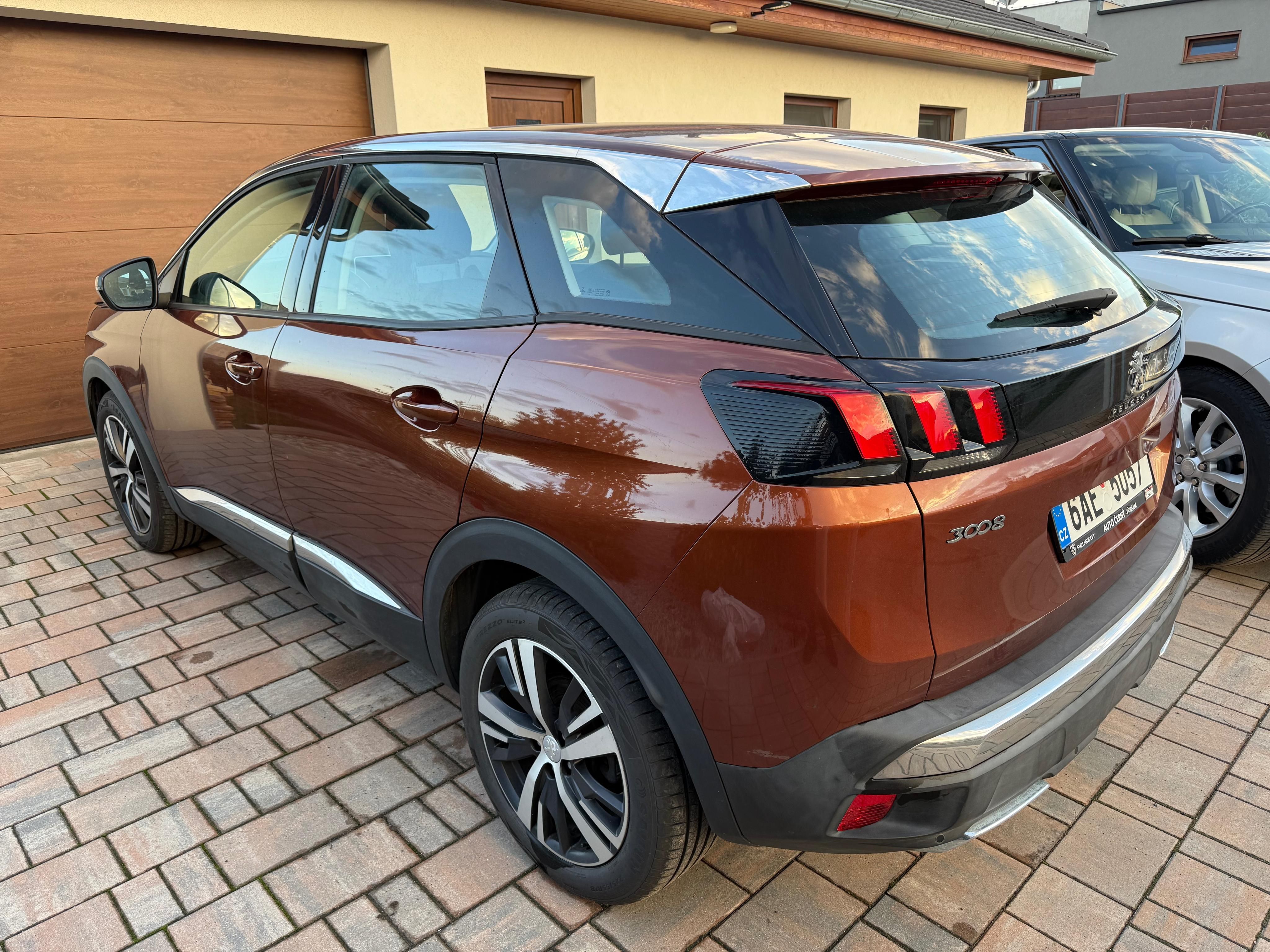 Peugeot 3008, 1.2 - fotka 4
