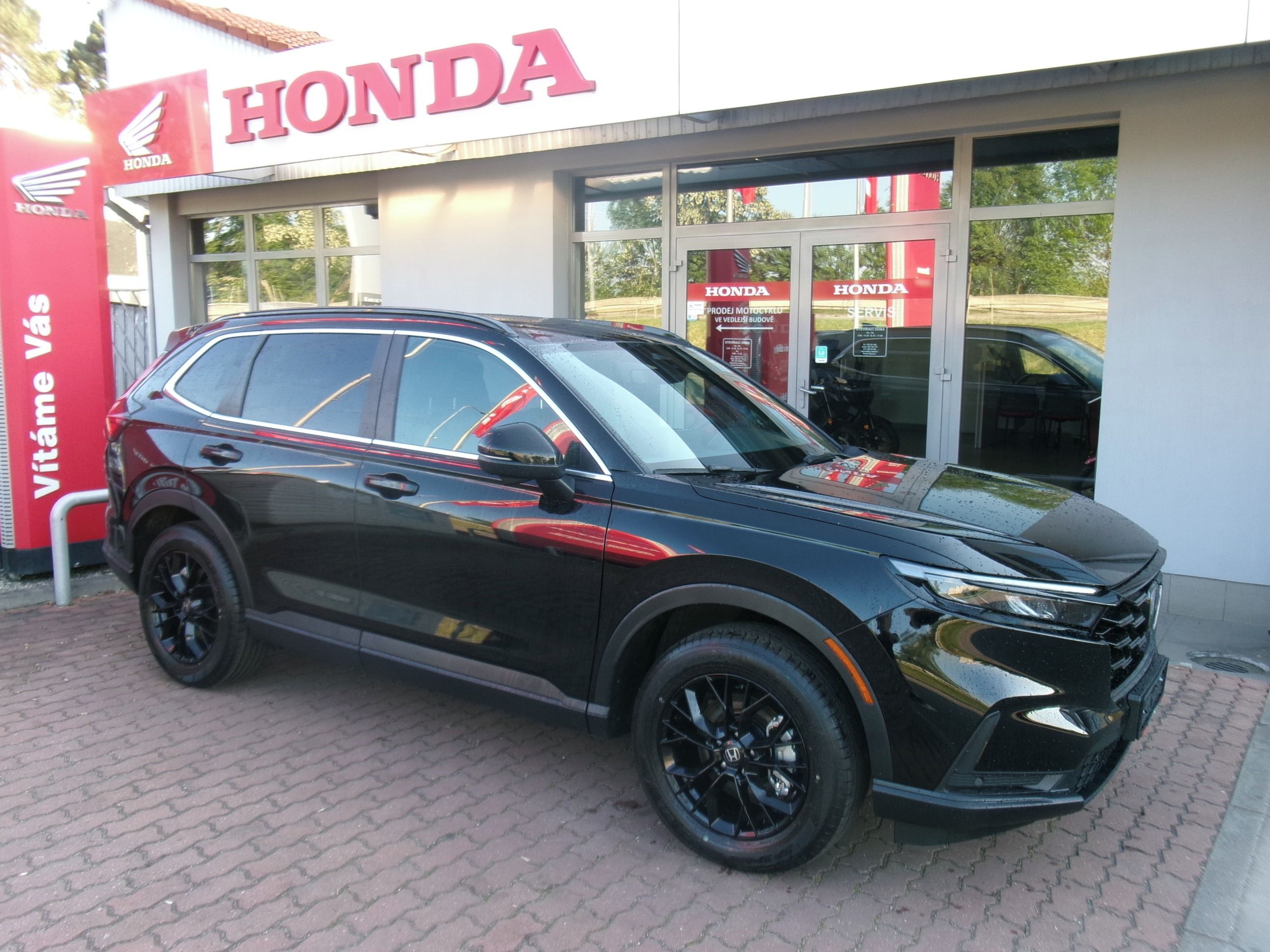 Honda CR-V, 2.0 4x4 ELEGANCE BLACK STEEL - fotka 4