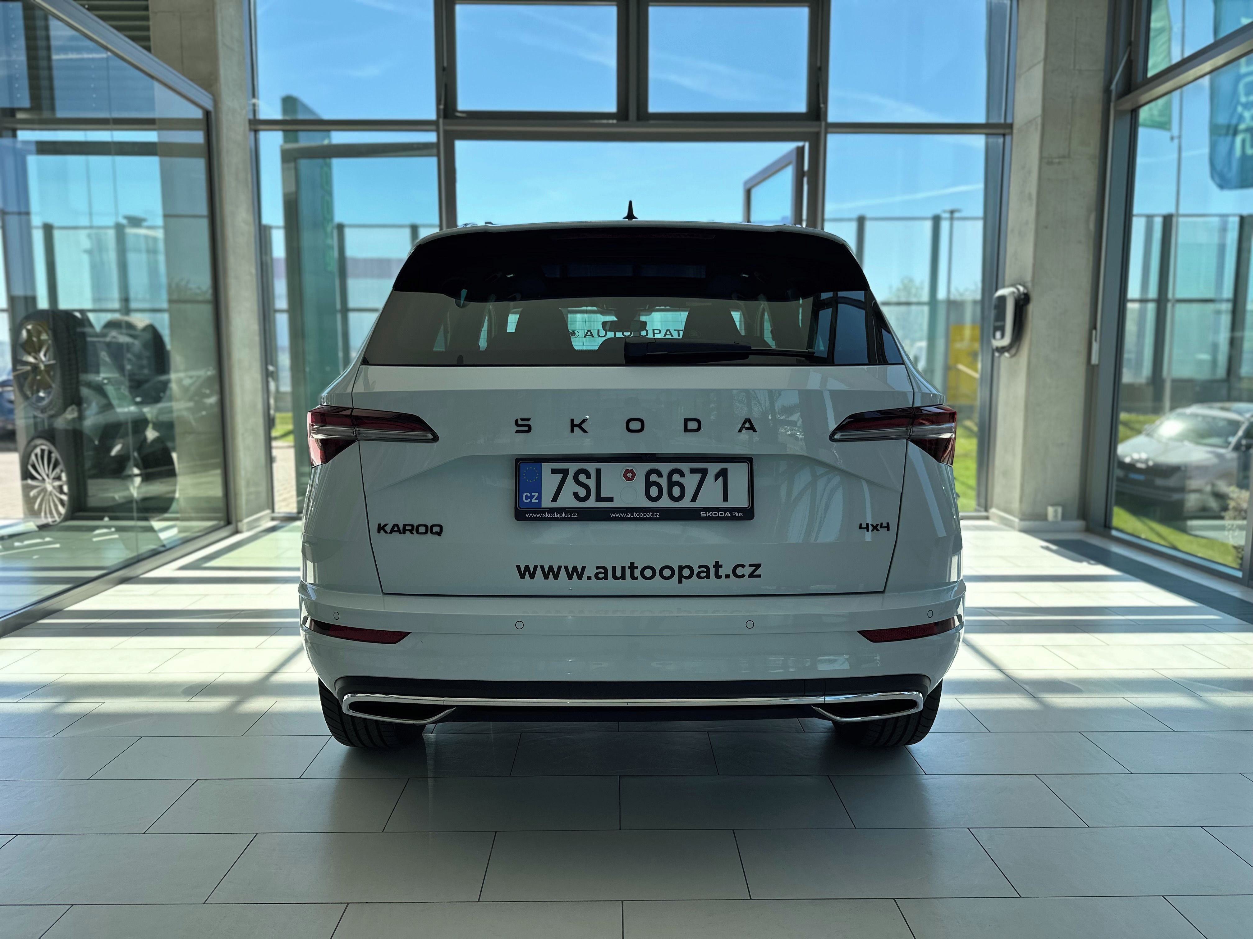 Škoda Karoq, Sportline 2,0 TDI 110 kW 4x4 - fotka 6