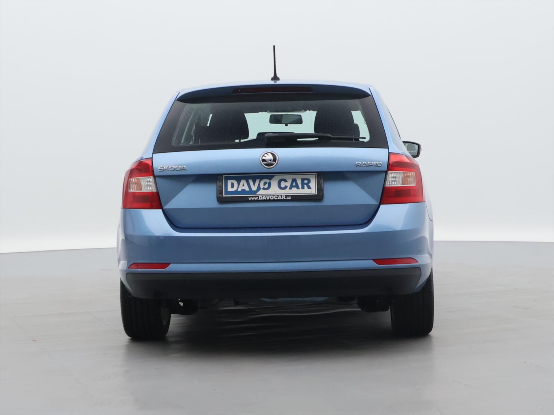 Škoda Rapid, 1.2 TSI 66KW DSG Klima - fotka 6