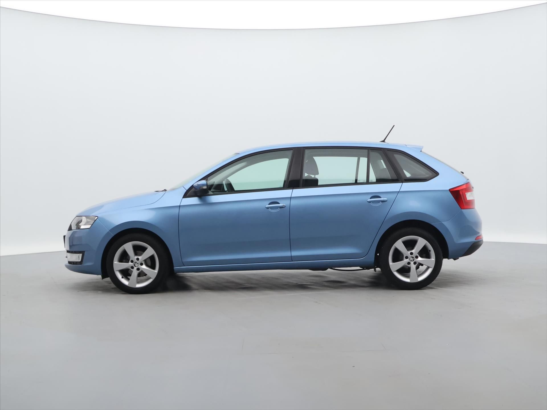 Škoda Rapid, 1.2 TSI 66KW DSG Klima - fotka 4