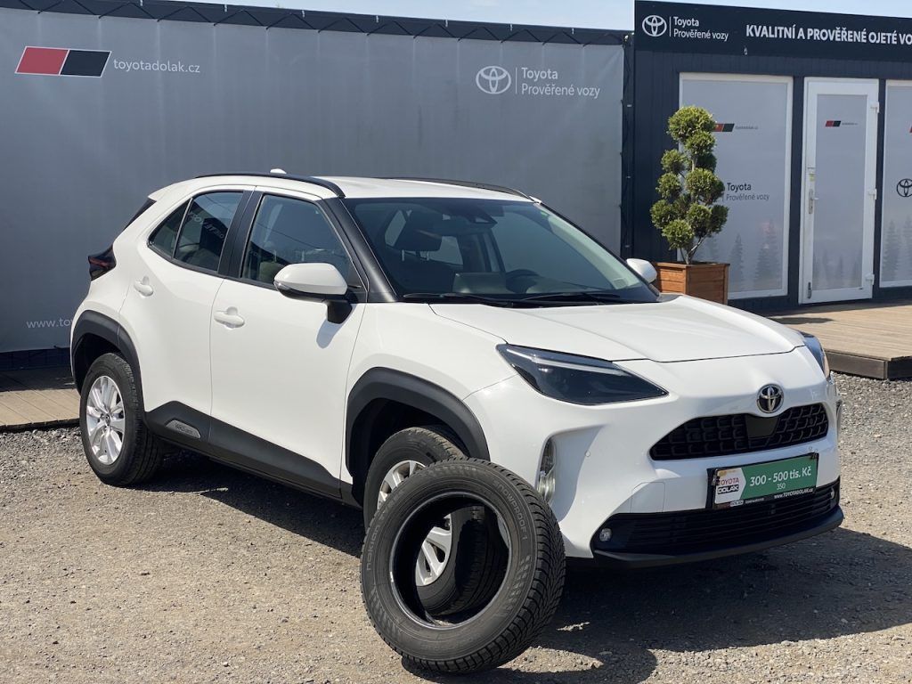 Toyota Yaris Cross, 1.5i, ČR, ComTech, záruka