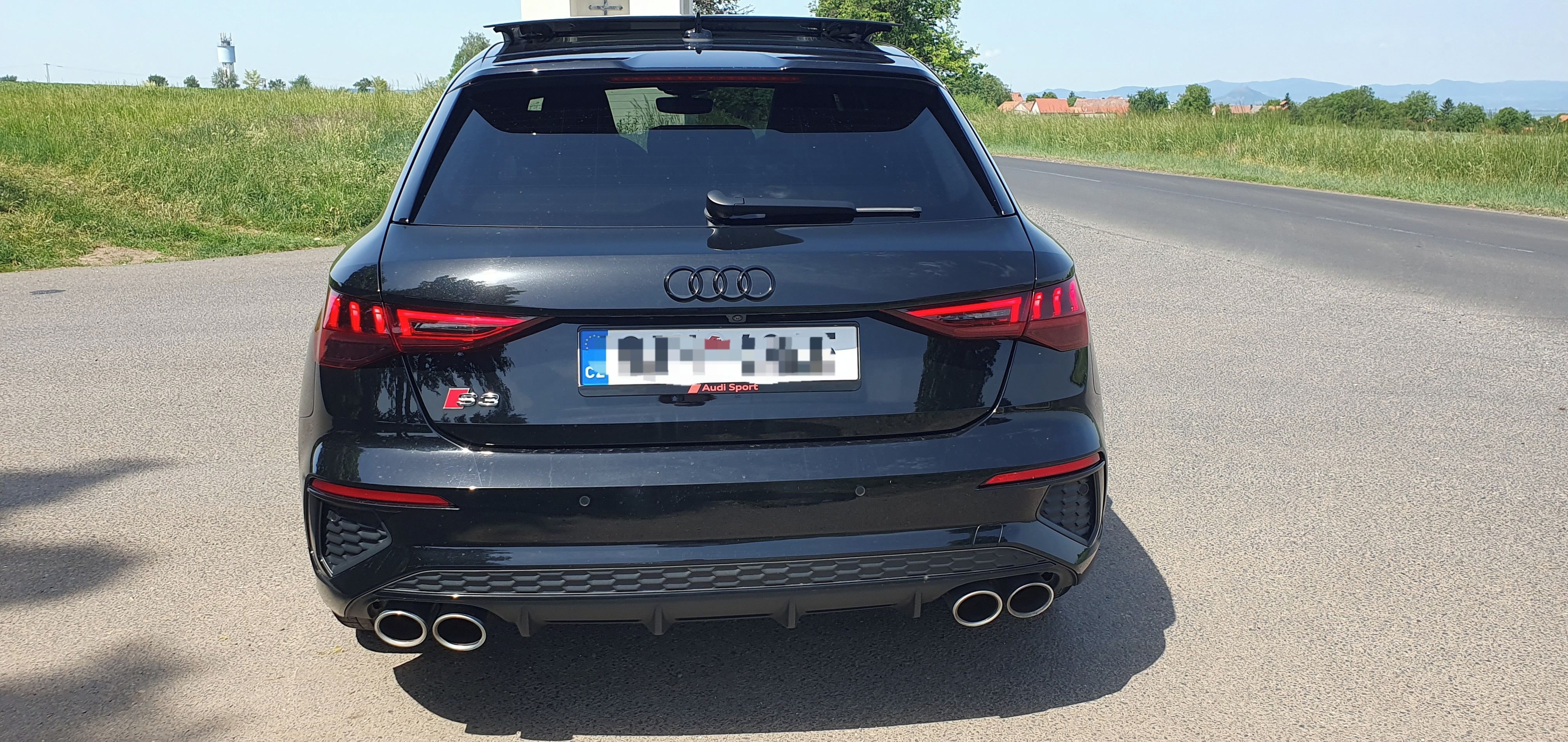 Audi S3, 2.0Tfsi quattro 228kw,ČR,Dph.. - fotka 4