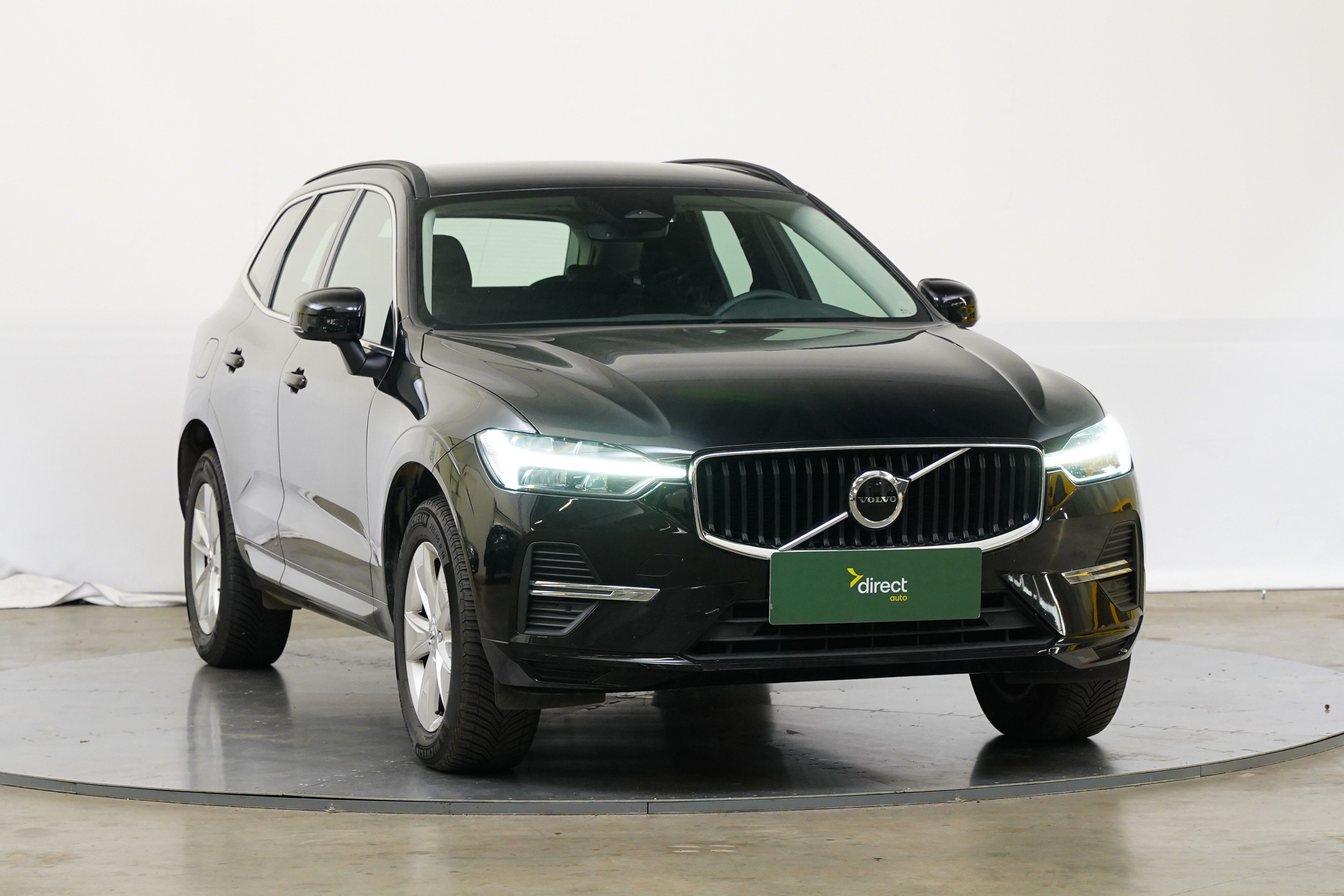 Volvo XC60, 2.0 B4 145 kW - fotka 2