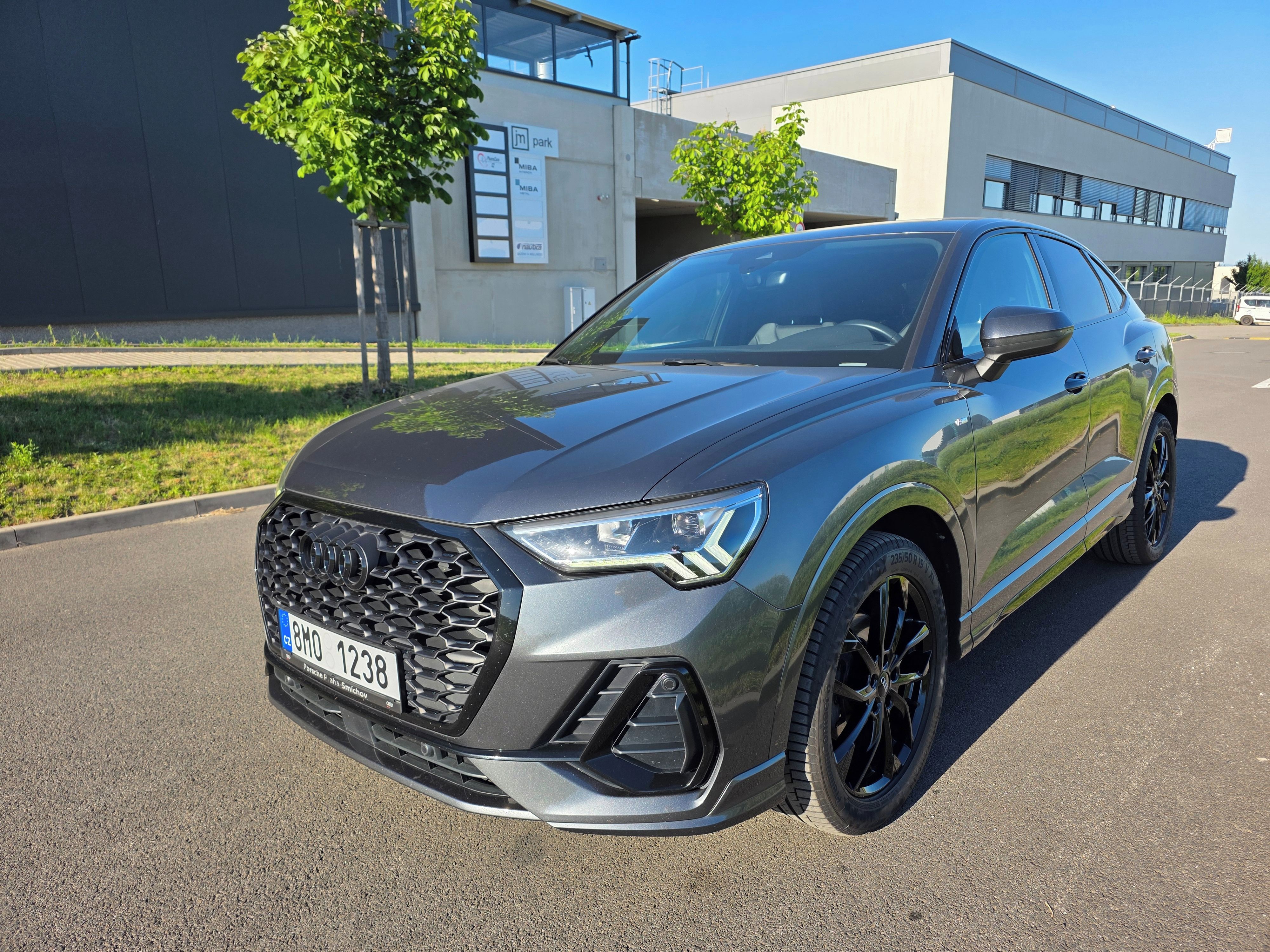 Audi Q3, Audi Q3 Sportback