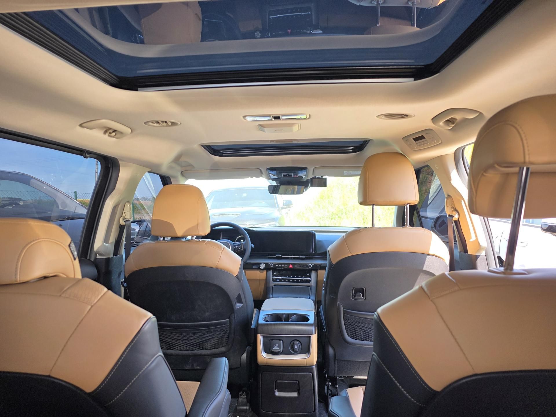 Kia Carnival, 2.2-9MÍST-TOP VÝBAVA.2stř.okno - fotka 2