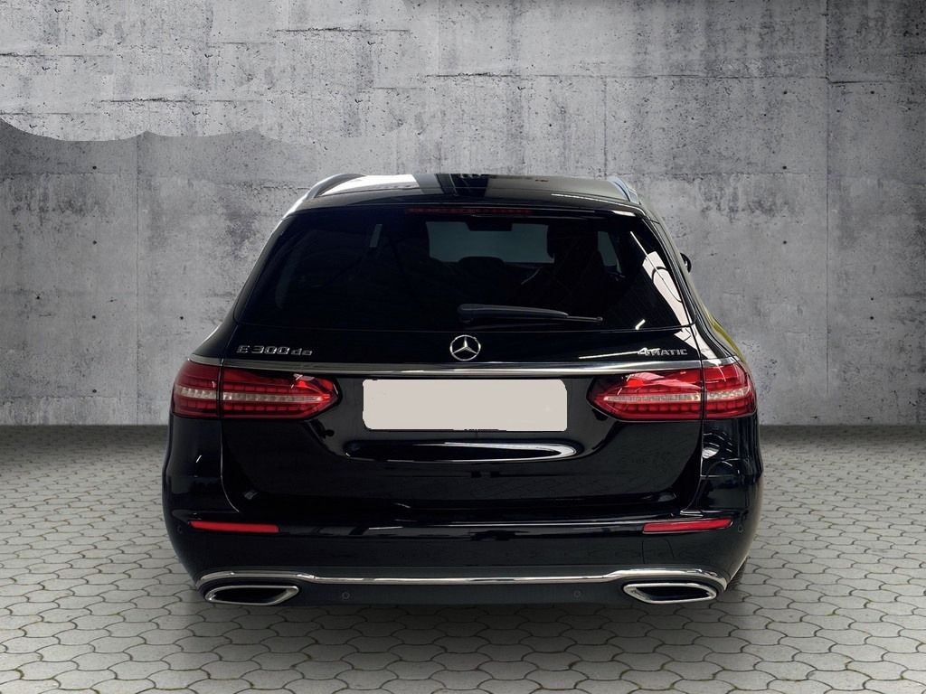 Mercedes-Benz Třídy E, E 300 de Avantgarde 4Matic LED - fotka 6