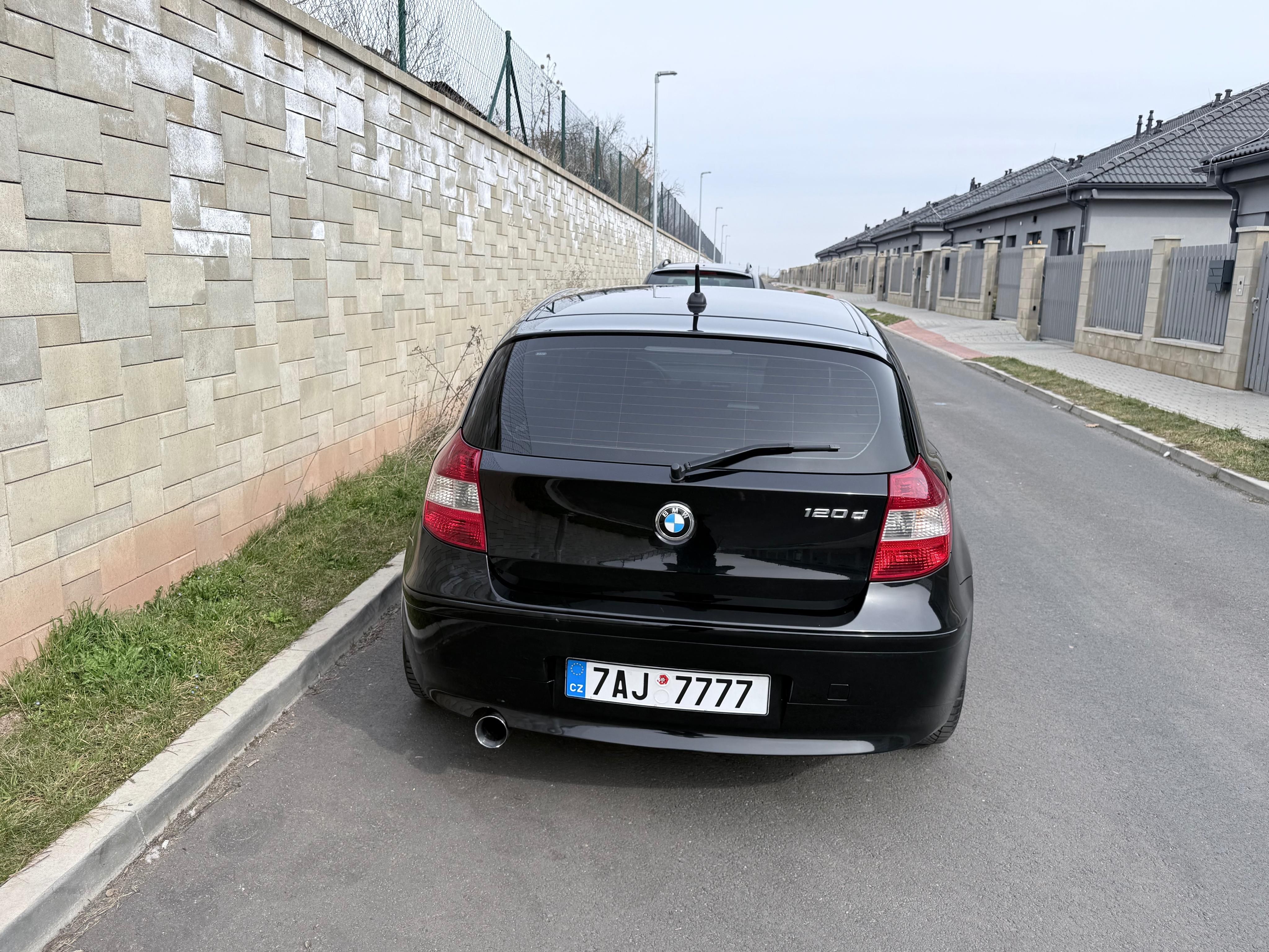 BMW Řada 1, BMW 120D - 2006 M47 - fotka 5
