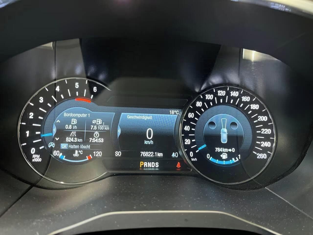 Ford S-MAX, 2.0 EcoBlue Titanium*Kamera* - fotka 6