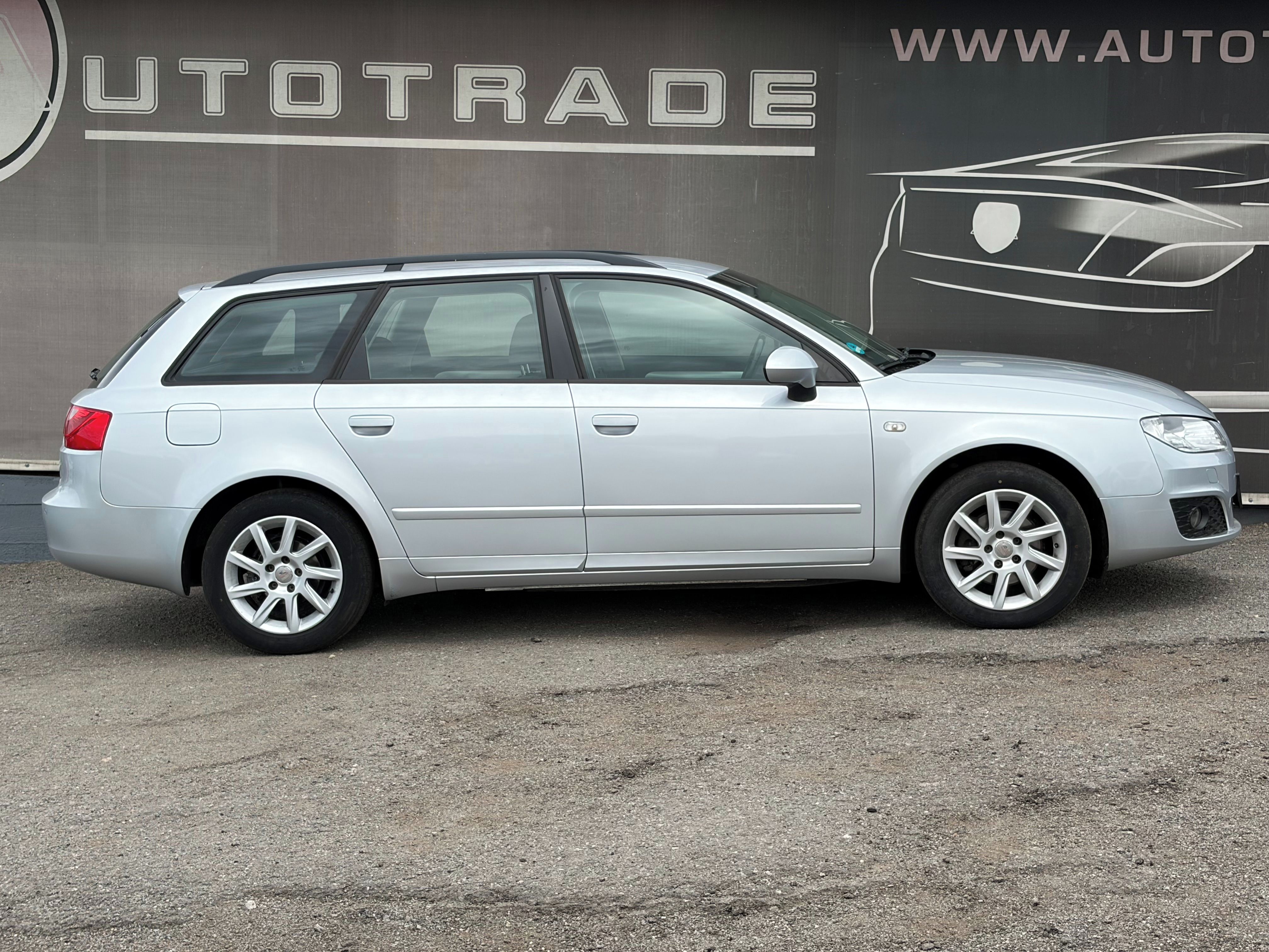 Seat Exeo, 2.0 TDi 88kW, DigiKLIMA, ALU - fotka 5