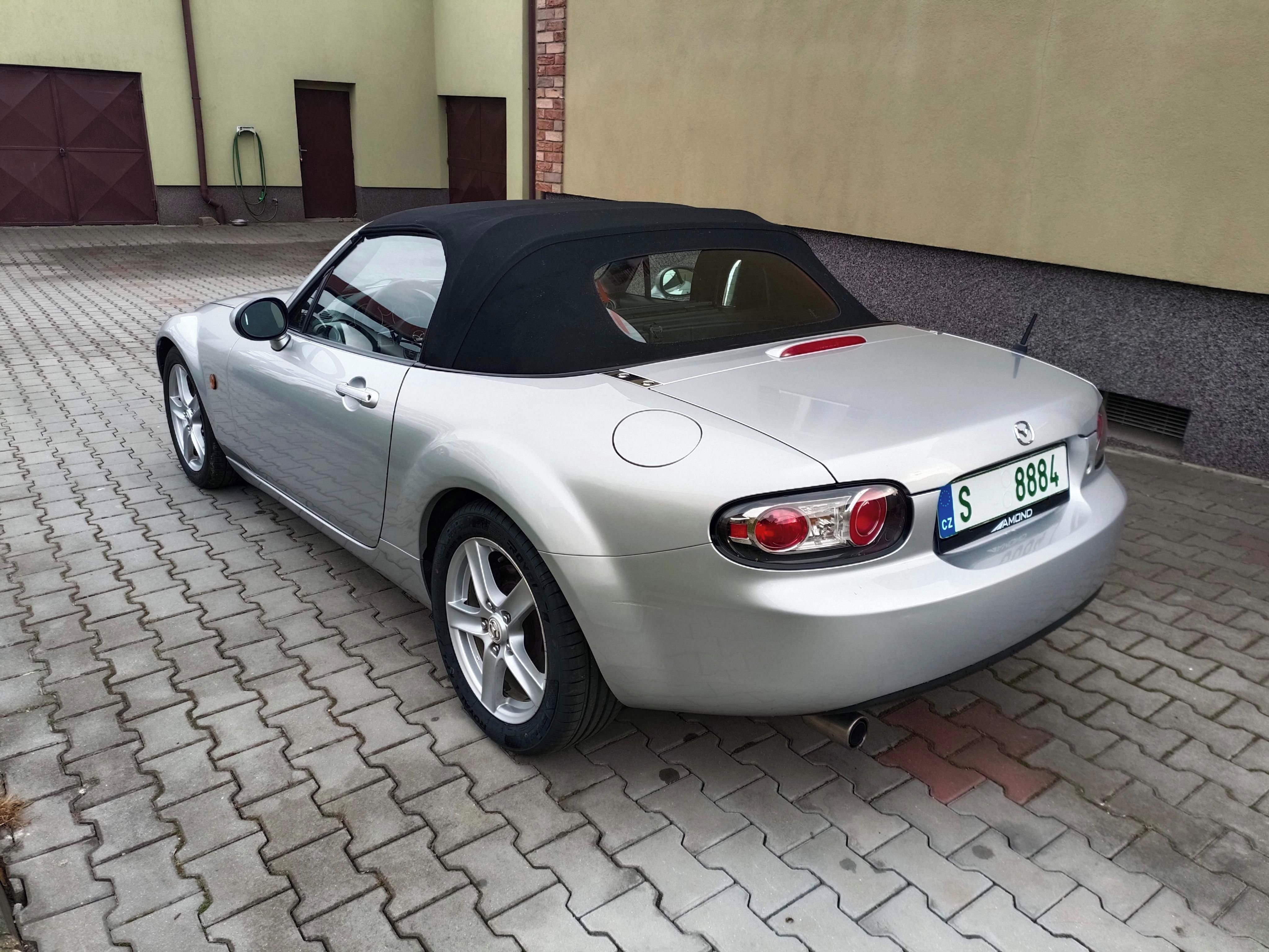 Mazda MX-5, Mx-5 1.8i 93 kW Miata - fotka 4