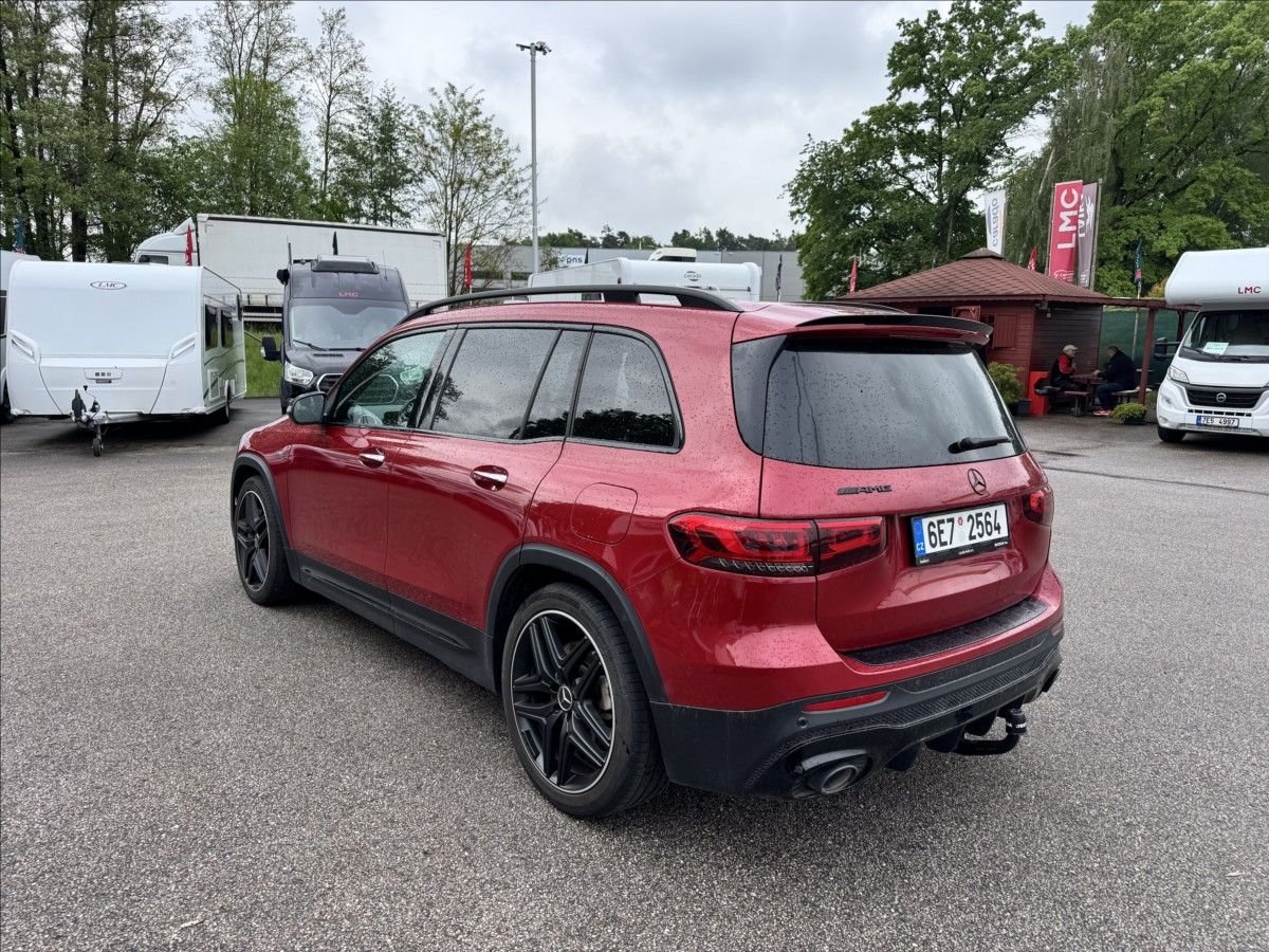 Mercedes-Benz GLB, 2,0   AMG 35 - fotka 4