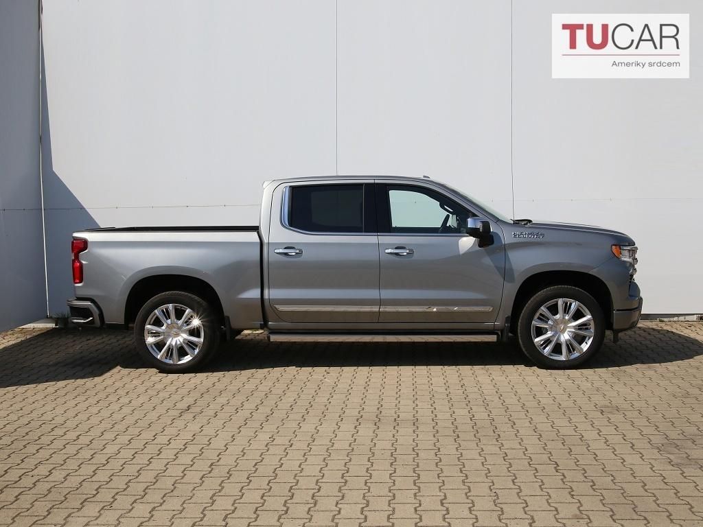 Chevrolet Silverado, High Country 6.2 V8 - fotka 3