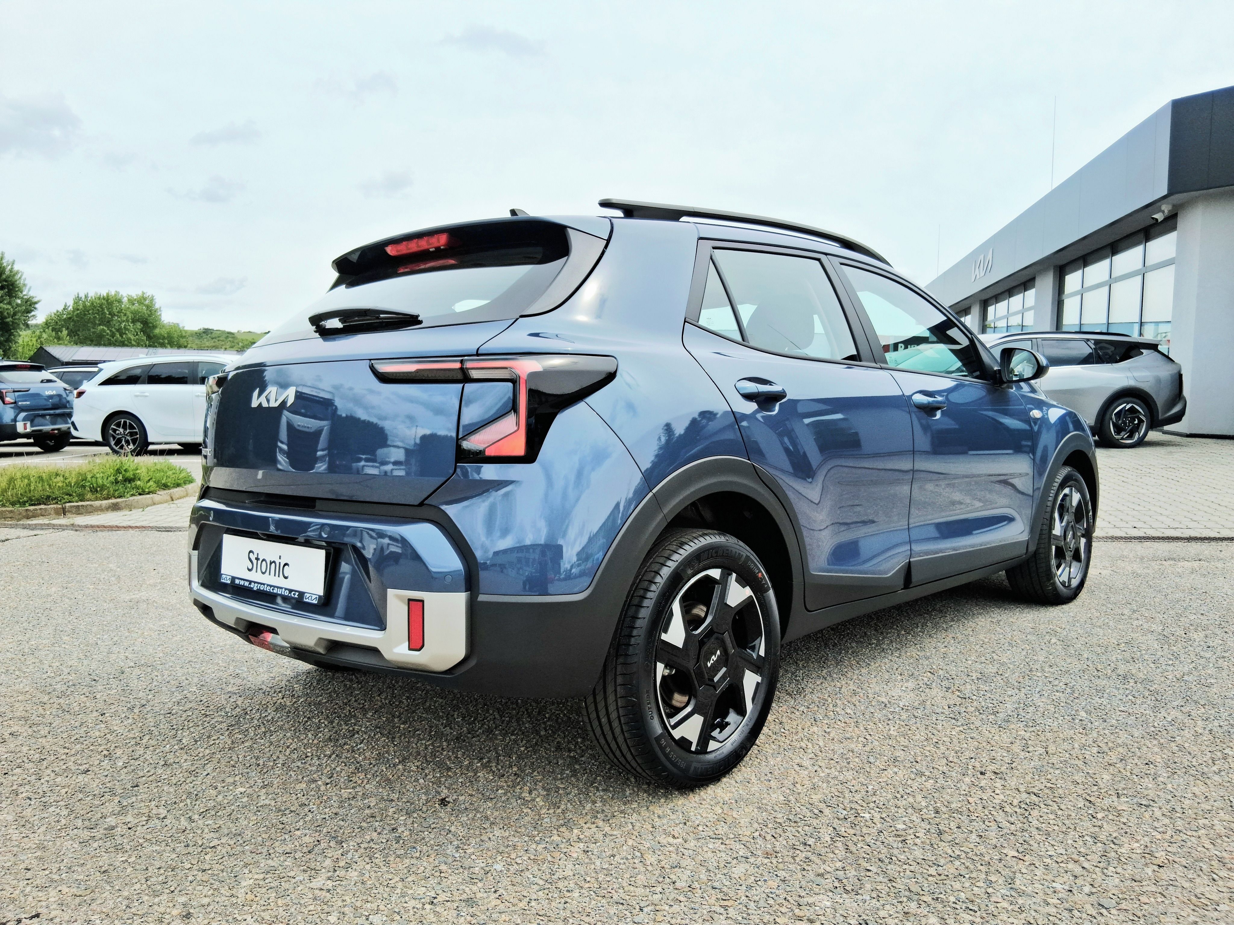 Kia Stonic, 1.0 T-GDI 74 kW - fotka 3