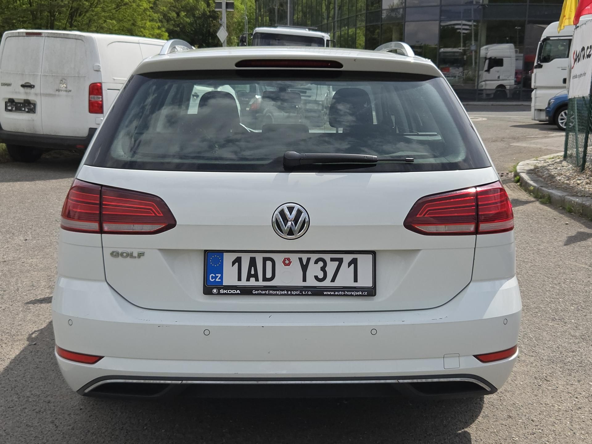Volkswagen Golf, 1,6TDi AUTOMAT - fotka 5